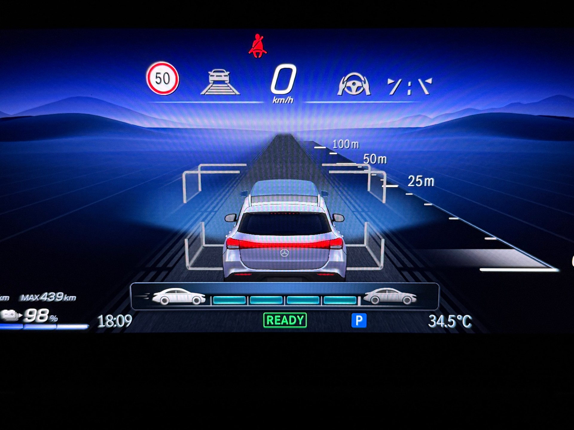 MERCEDES-BENZ EQA 350 AMG Line 4Matic Swiss Star - 9
