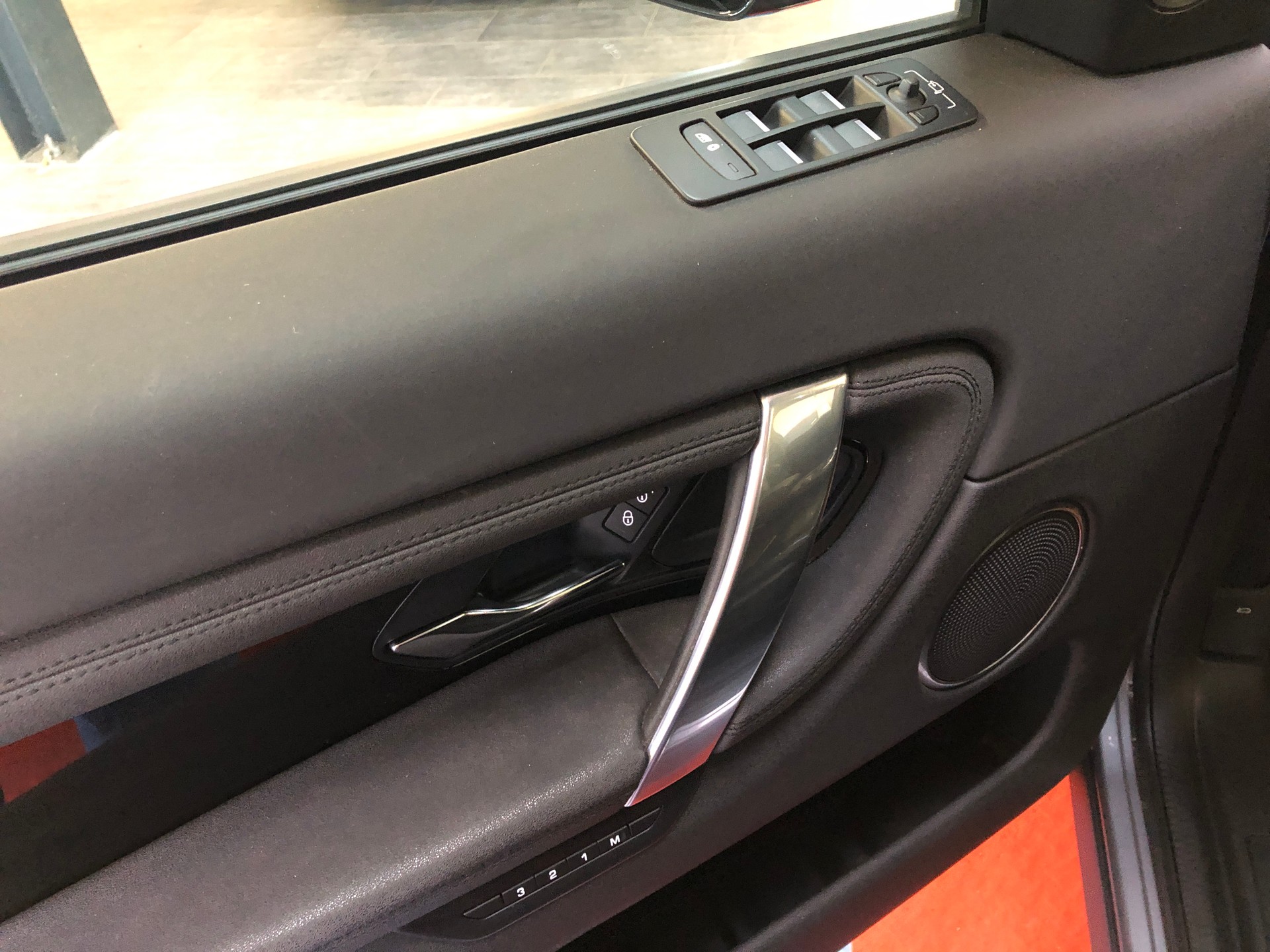 LAND ROVER Discovery Sport R Dyn D180 2.0D TD4 MHEV SE AWD AT9 - 19