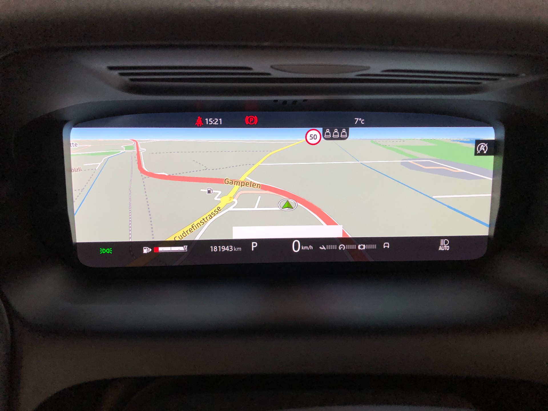 LAND ROVER Discovery Sport R Dyn D180 2.0D TD4 MHEV SE AWD AT9 - 18