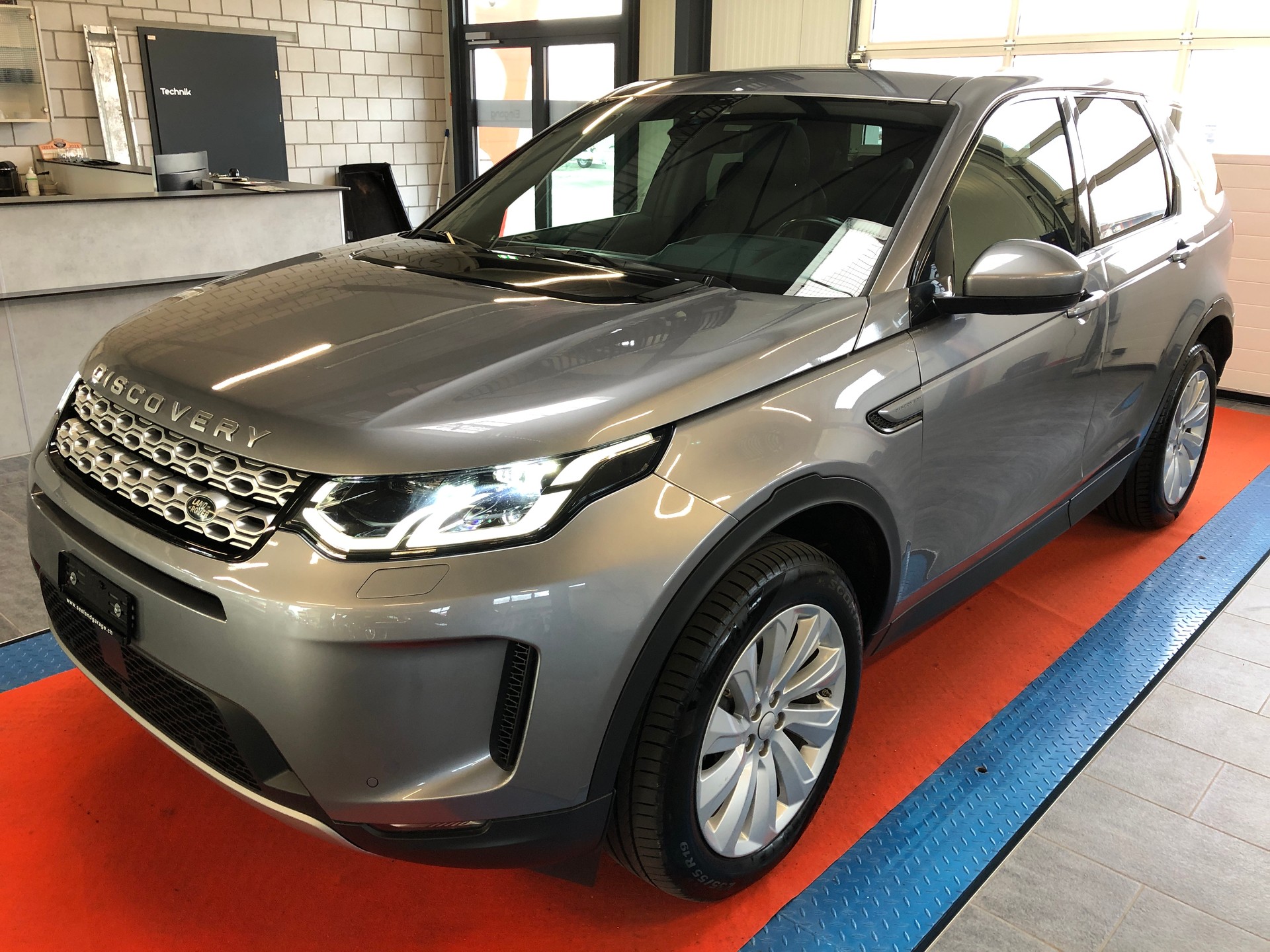LAND ROVER Discovery Sport R Dyn D180 2.0D TD4 MHEV SE AWD AT9 - 8