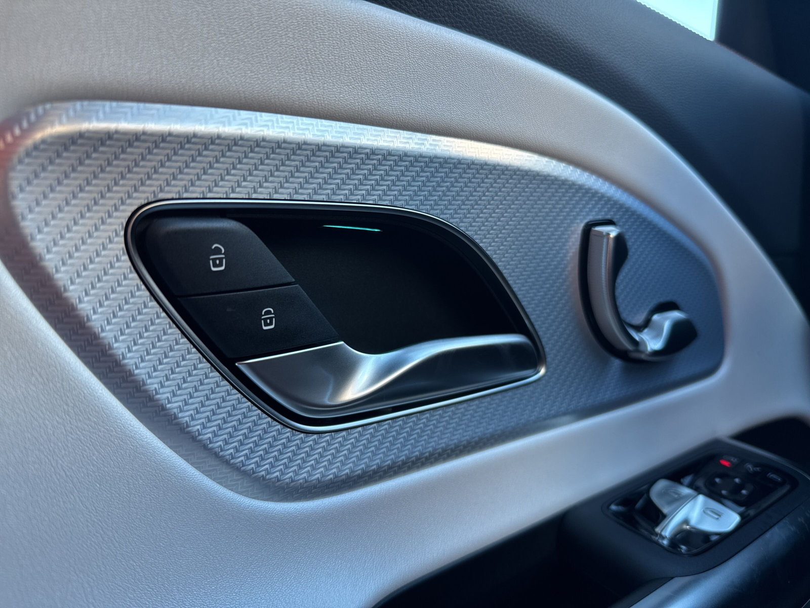 MERCEDES-BENZ CLA 220 8G-DCT 4Matic - 27