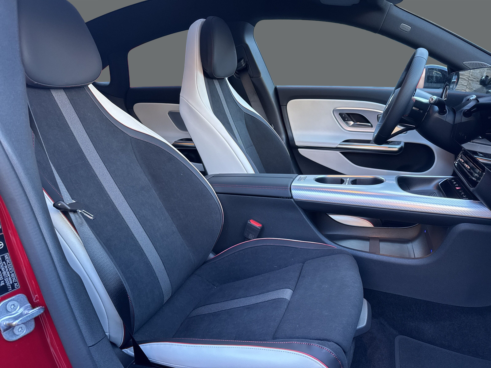 MERCEDES-BENZ CLA 220 8G-DCT 4Matic - 18