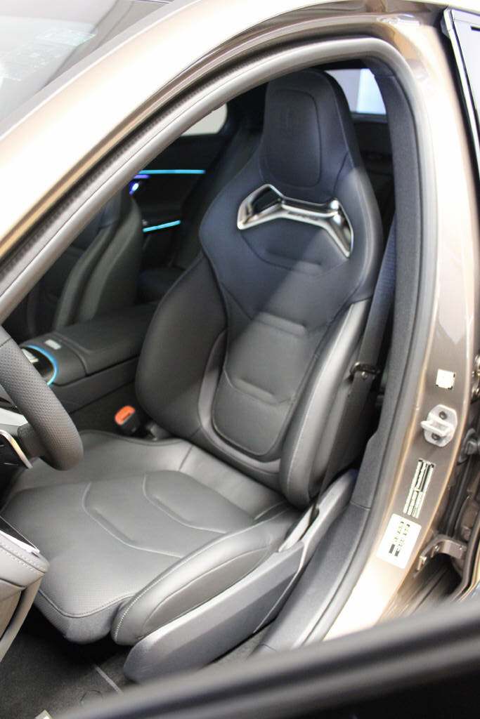 MERCEDES-BENZ E 53 AMG Hybrid 4Matic+ - 6