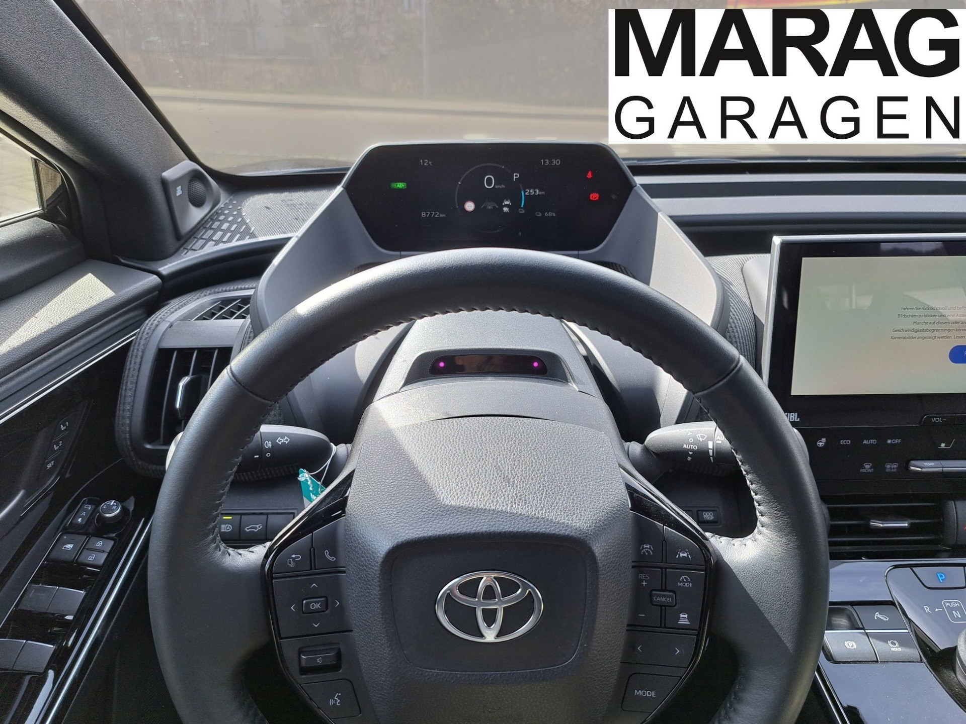 TOYOTA bZ4X Premium 71,4 kWh 4WD - 13