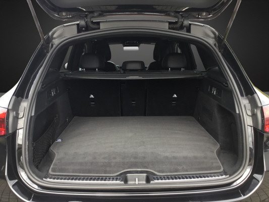 MERCEDES-BENZ GLC AMG 63 S e Perf. Exe. - 12