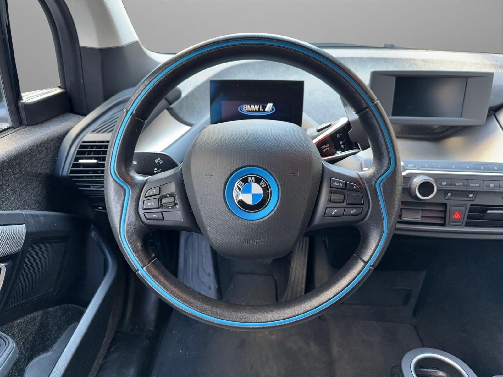 BMW i3 (120Ah) Fleet Edition - 10