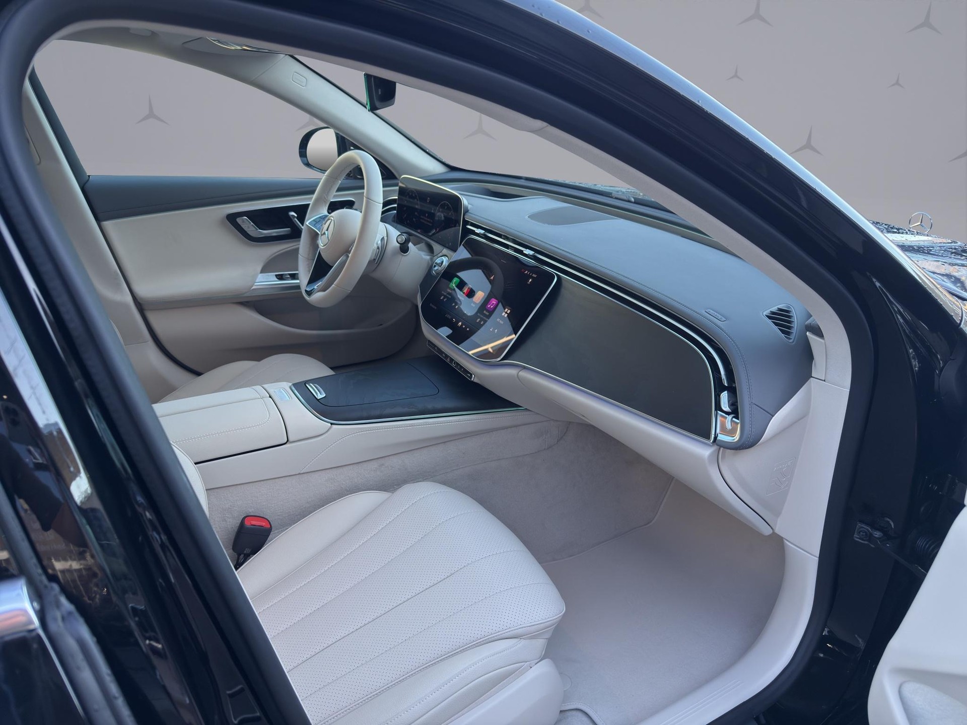 MERCEDES-BENZ E 220 d Exclusive 4matic Kombi - 16