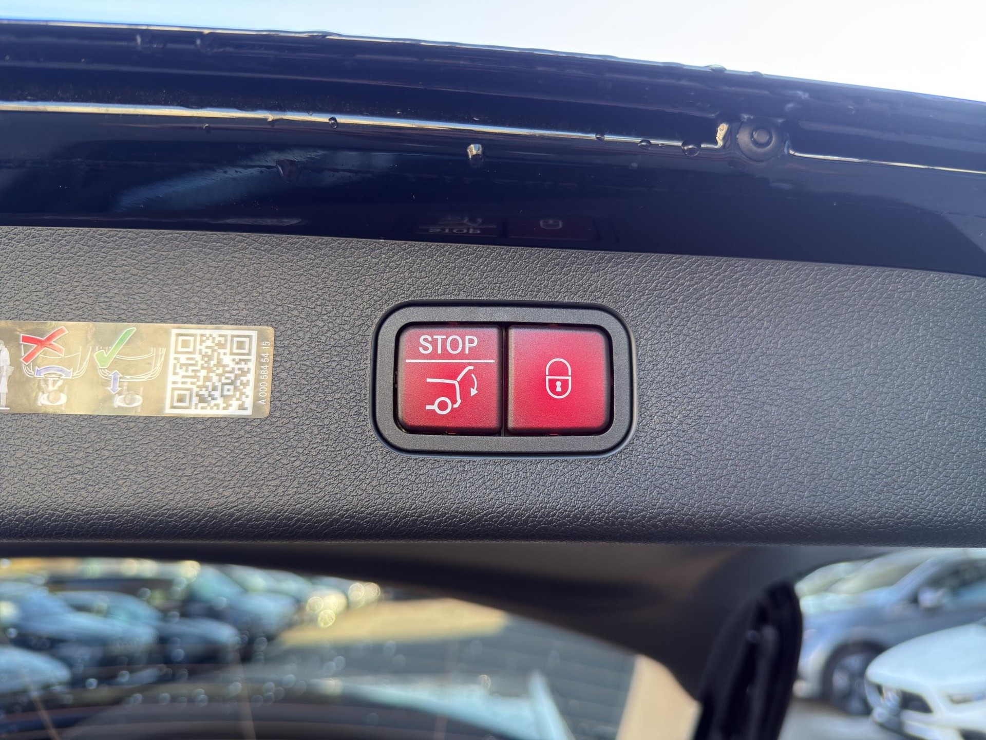 MERCEDES-BENZ E 220 d Exclusive 4matic Kombi - 19