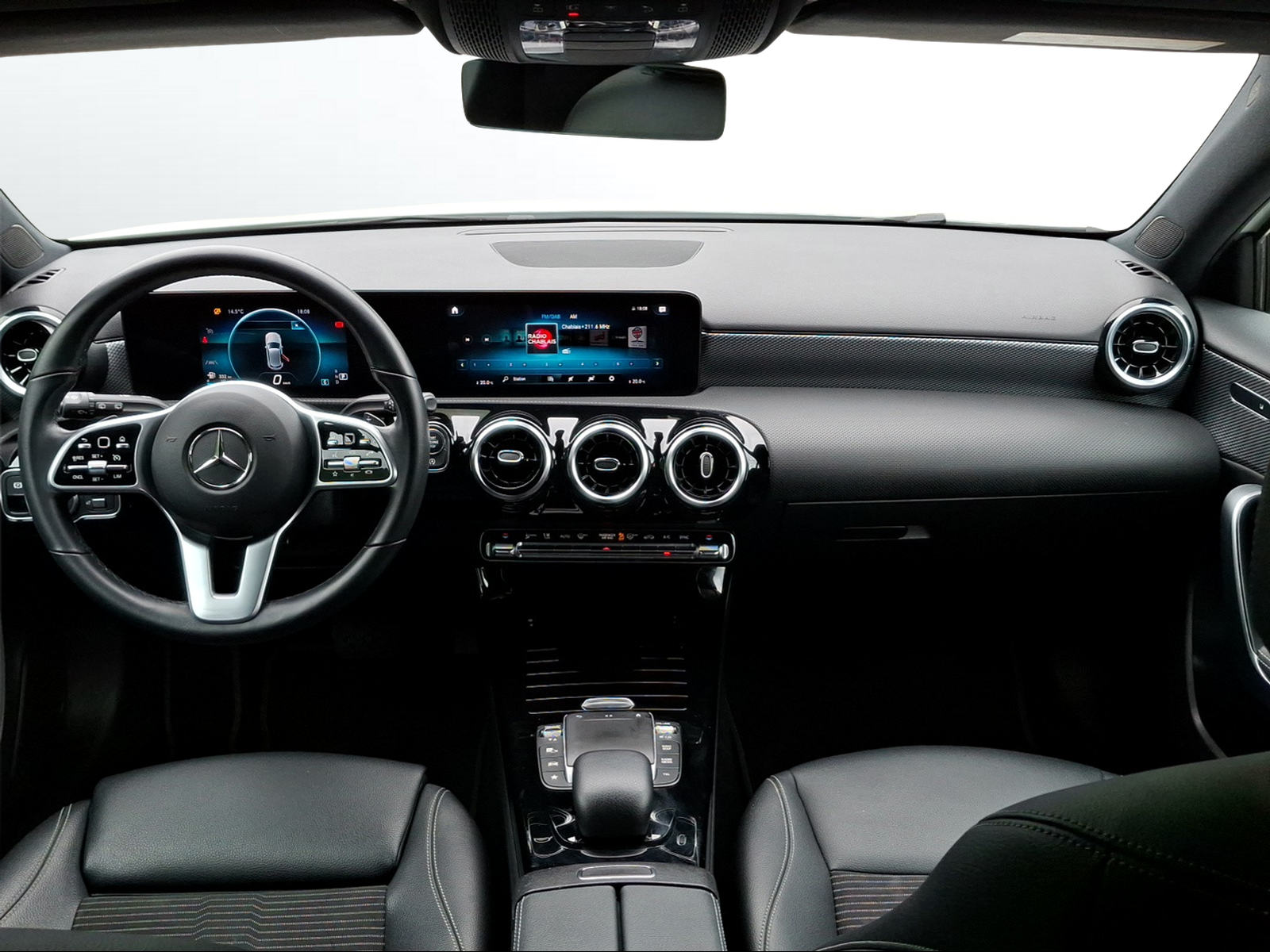 MERCEDES-BENZ A 180 Night Star 7G-DCT - 9