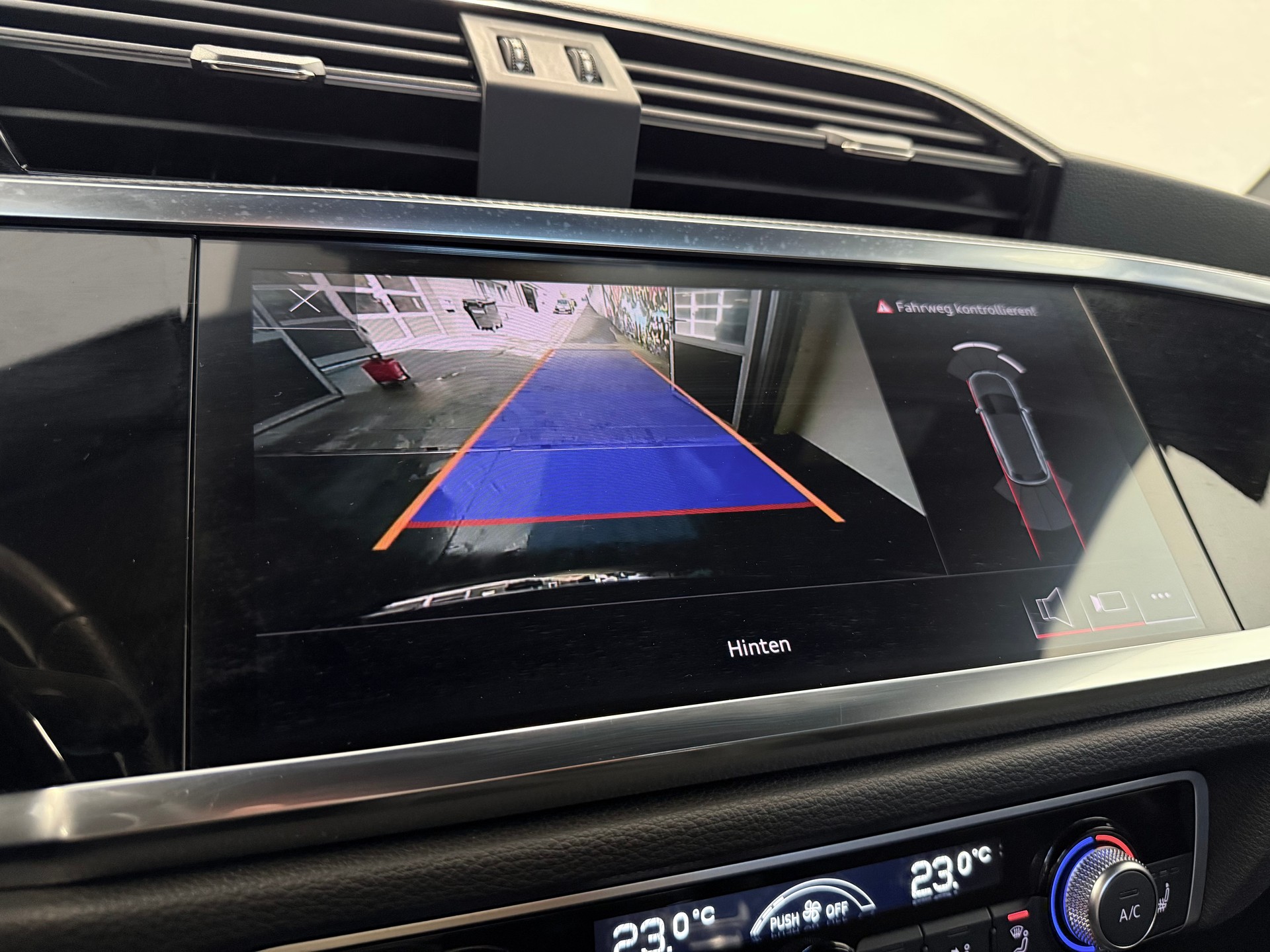 AUDI Q3 45 TFSI S line quattro S-tronic - 28