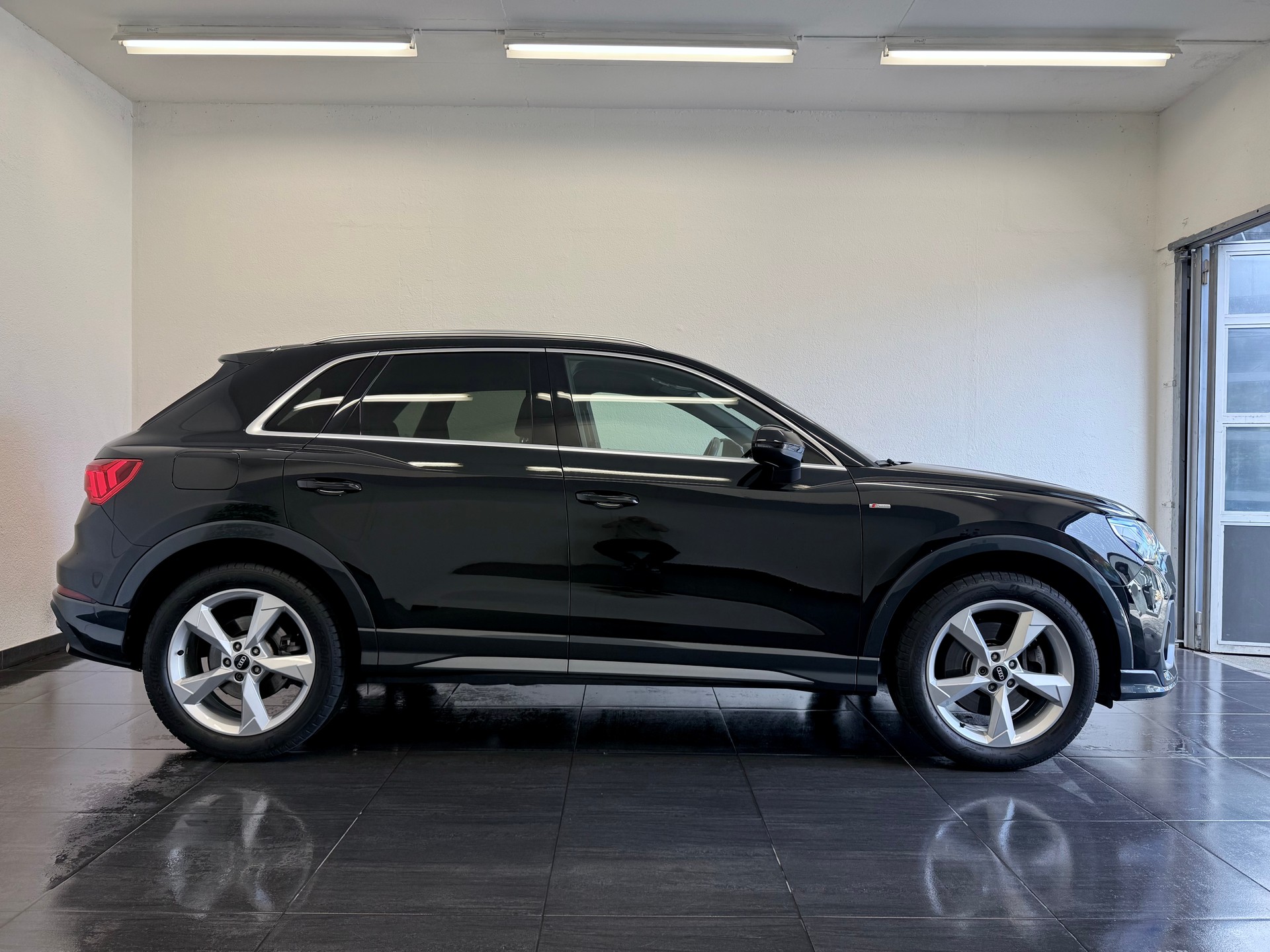 AUDI Q3 45 TFSI S line quattro S-tronic - 5