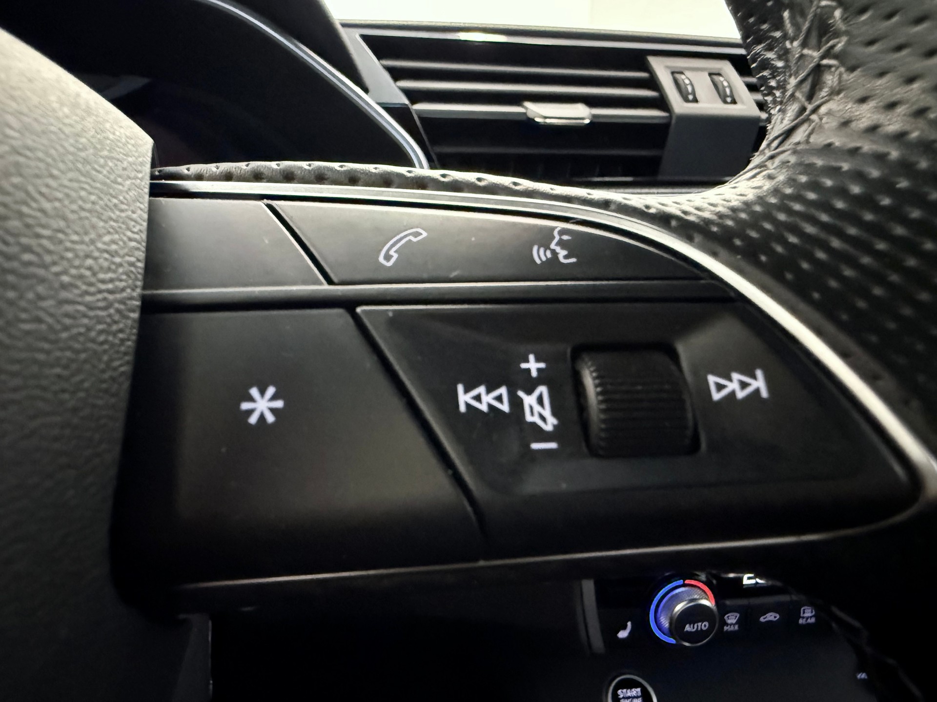 AUDI Q3 45 TFSI S line quattro S-tronic - 31