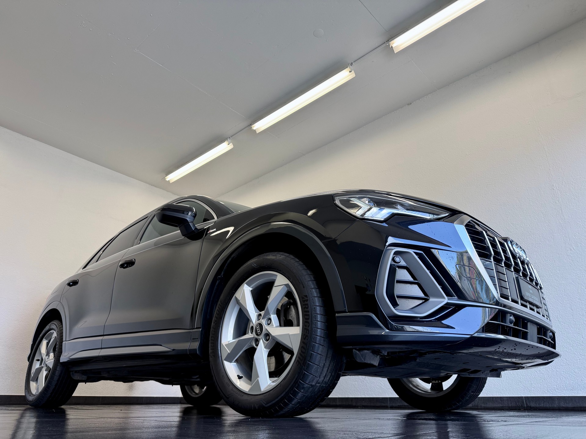 AUDI Q3 45 TFSI S line quattro S-tronic - 3