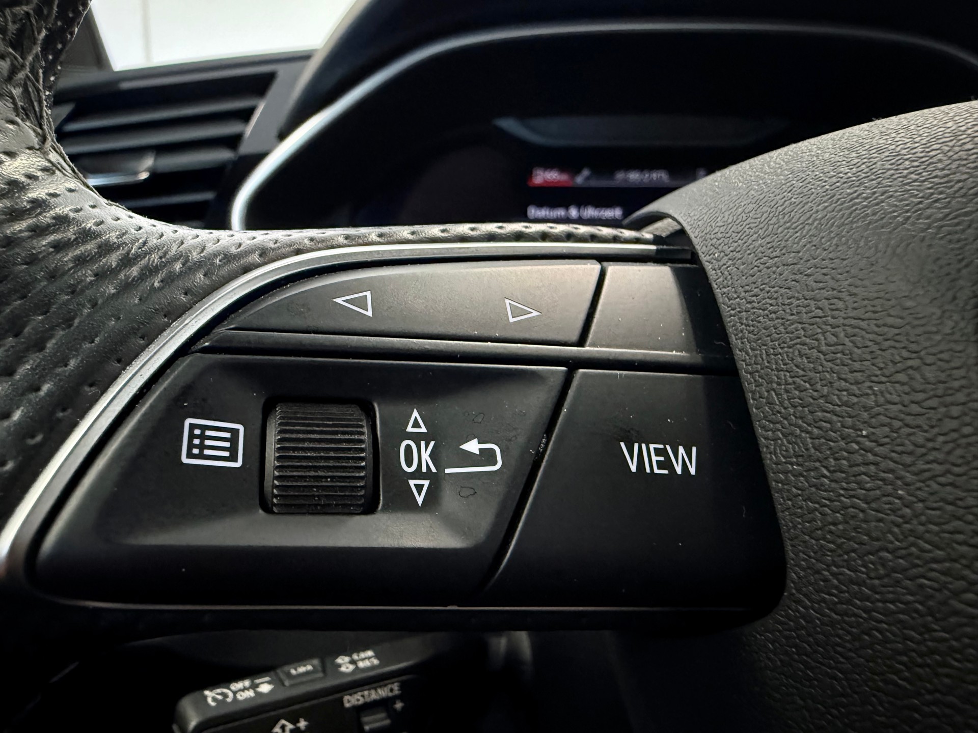 AUDI Q3 45 TFSI S line quattro S-tronic - 32