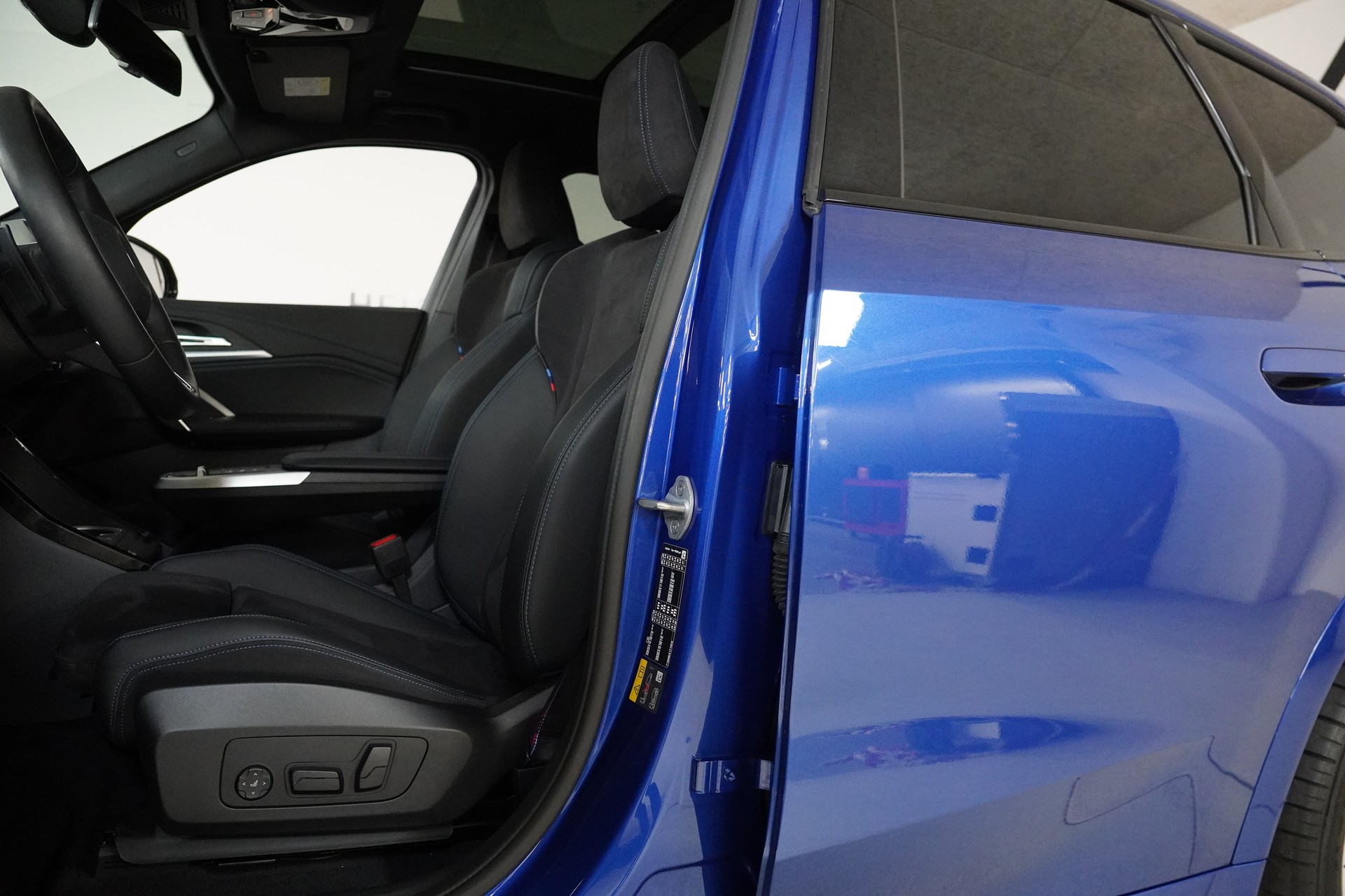 BMW iX1 xDrive 30 M Sport Pro - 12