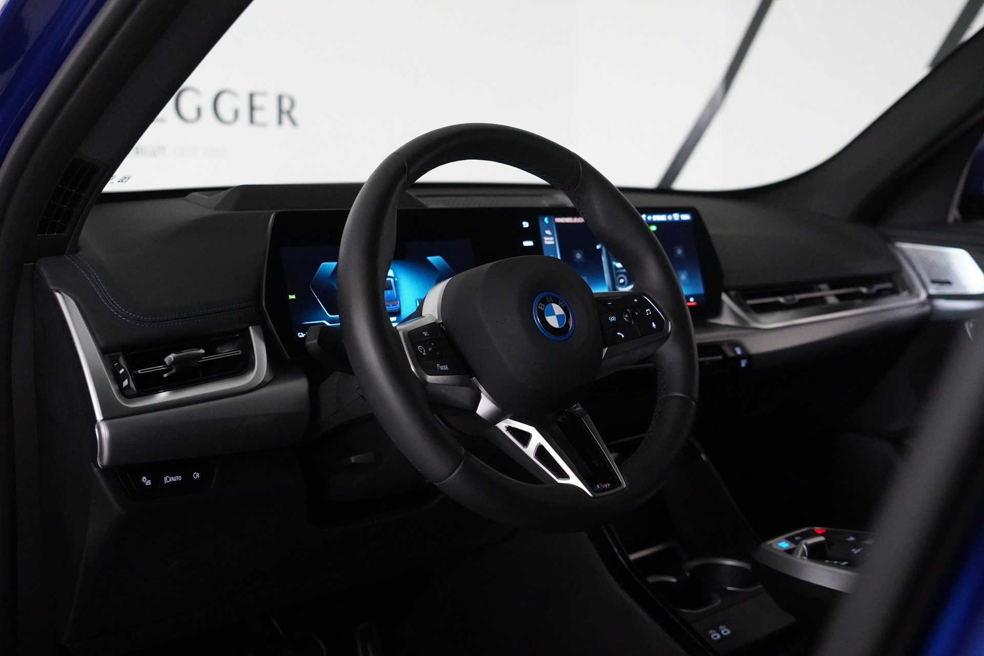 BMW iX1 xDrive 30 M Sport Pro - 26