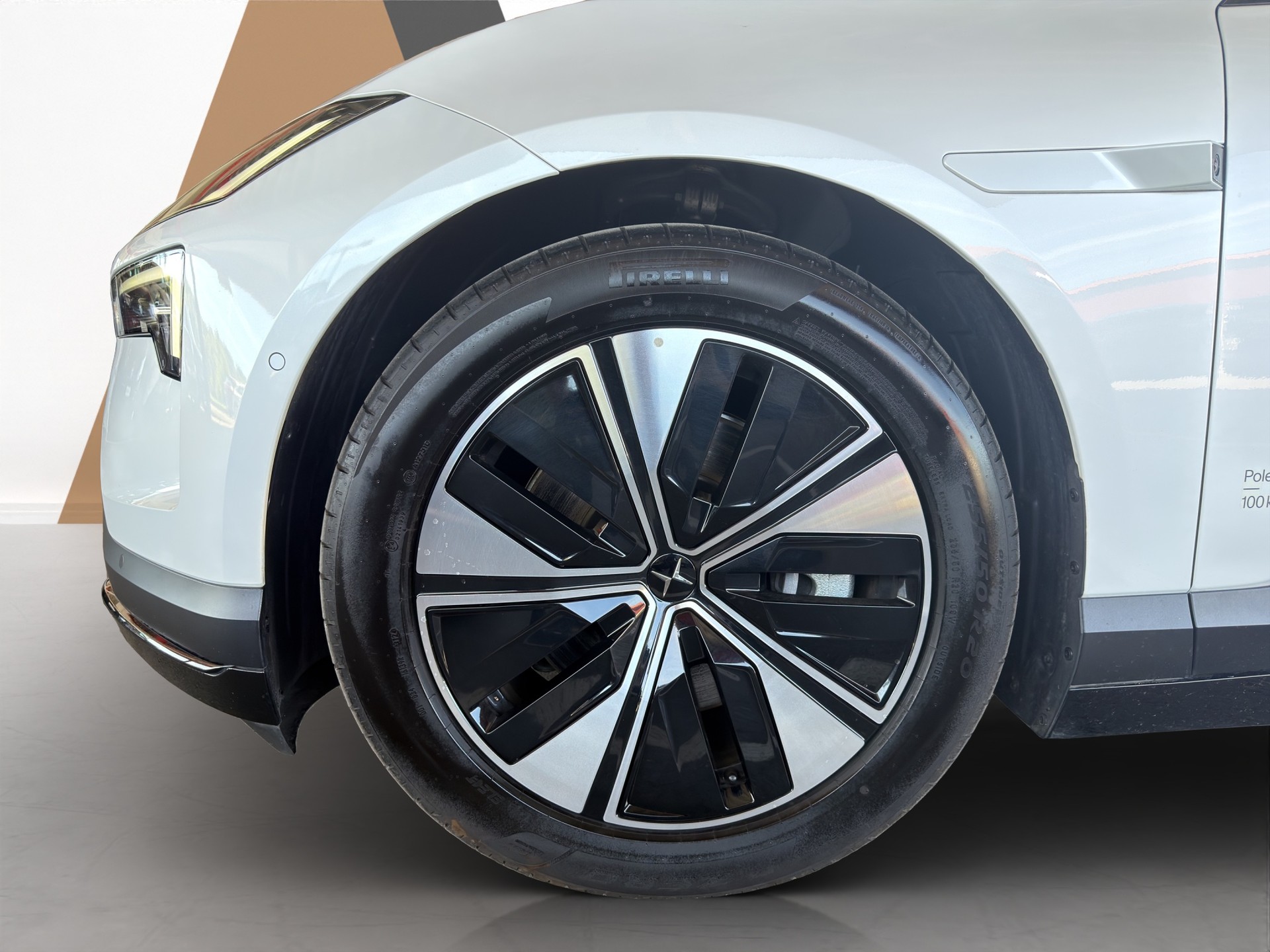 POLESTAR 4 Long Range Dual Motor Plus Pilot - 25