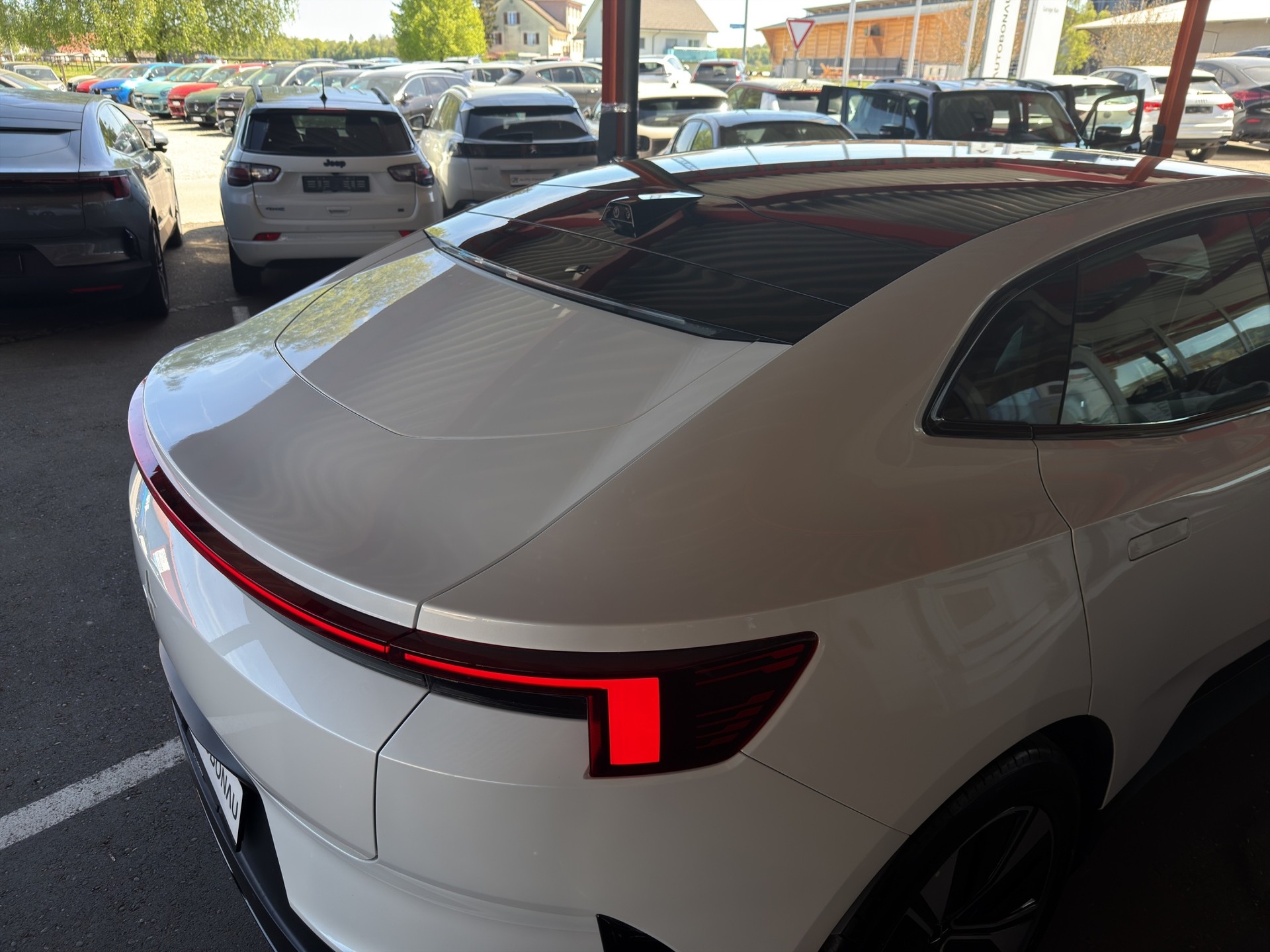 POLESTAR 4 Long Range Dual Motor Plus Pilot - 36