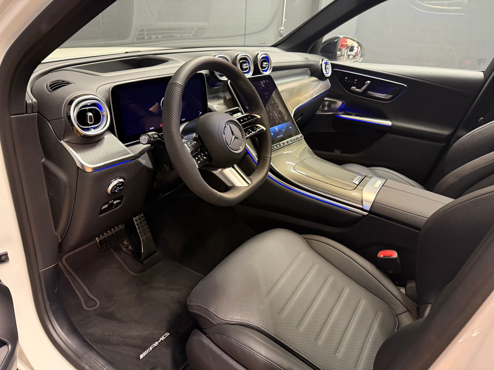 MERCEDES-BENZ GLC 400 e 4M - AMG / DISTRONIC / 360 Grad Kamera / Hinterachslenkung - 16