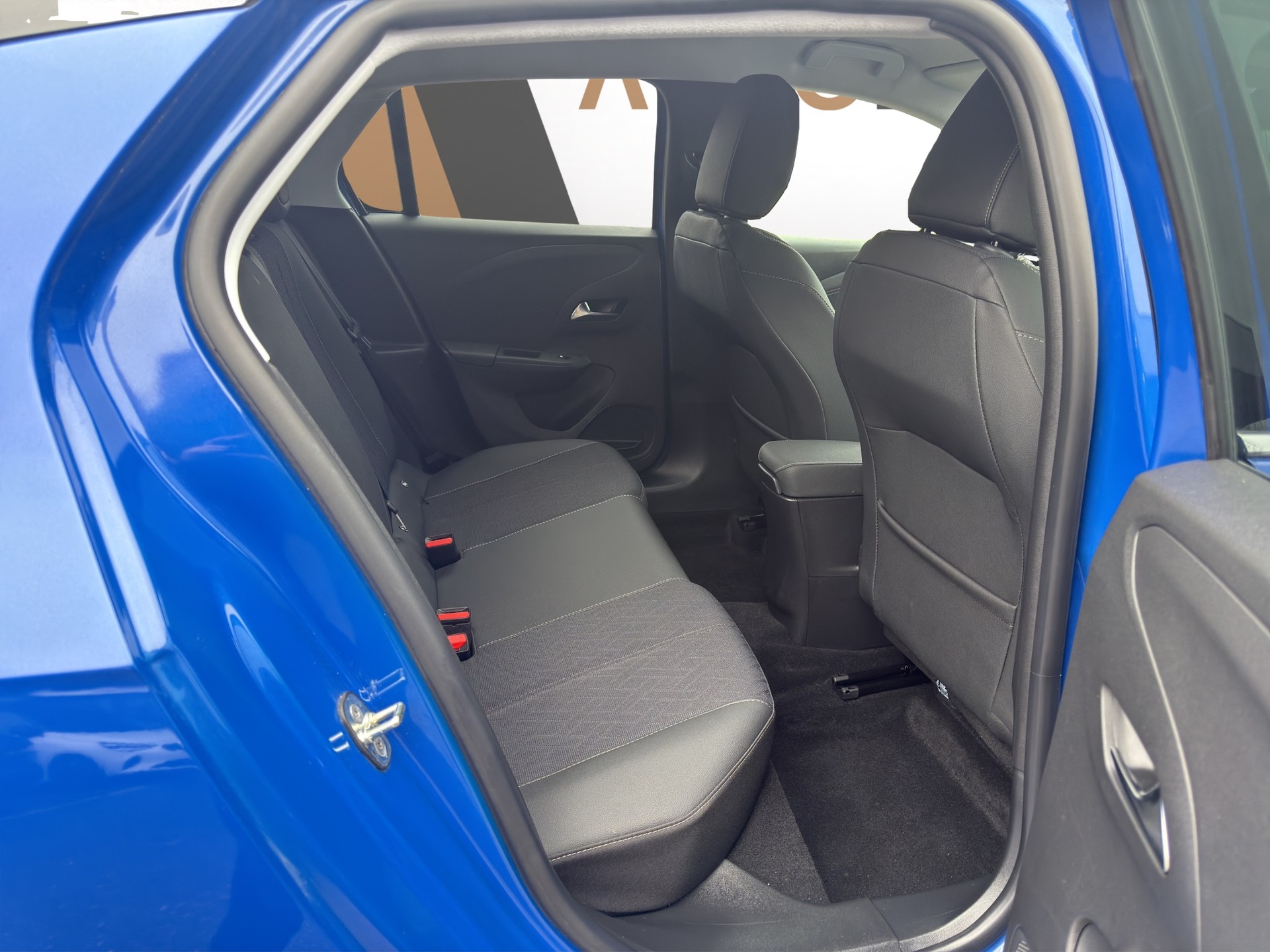 OPEL Corsa e-Elegance 50Kwh - 12