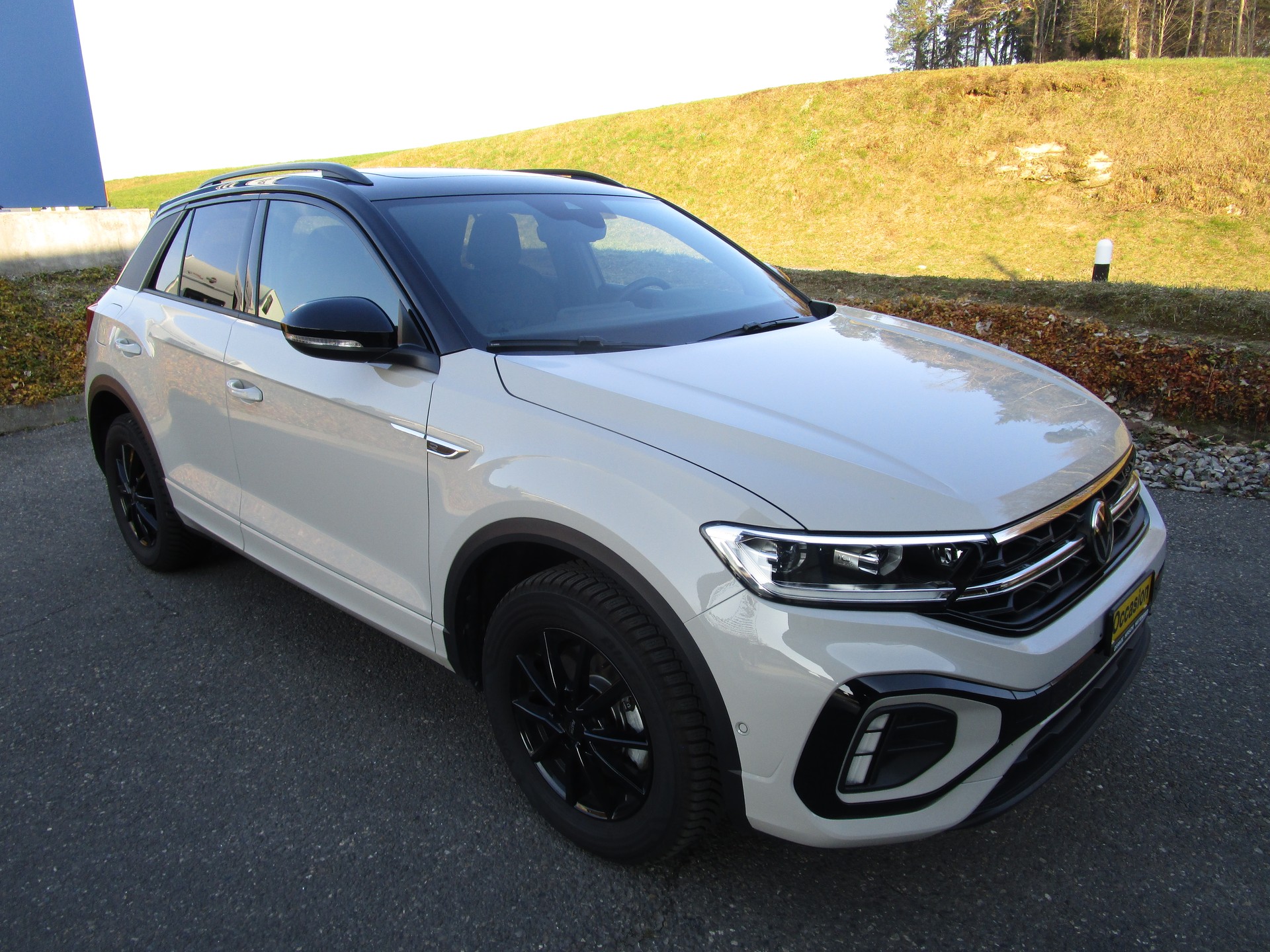 VW T-Roc 1.5 TSI EVO R-Line DSG - 2