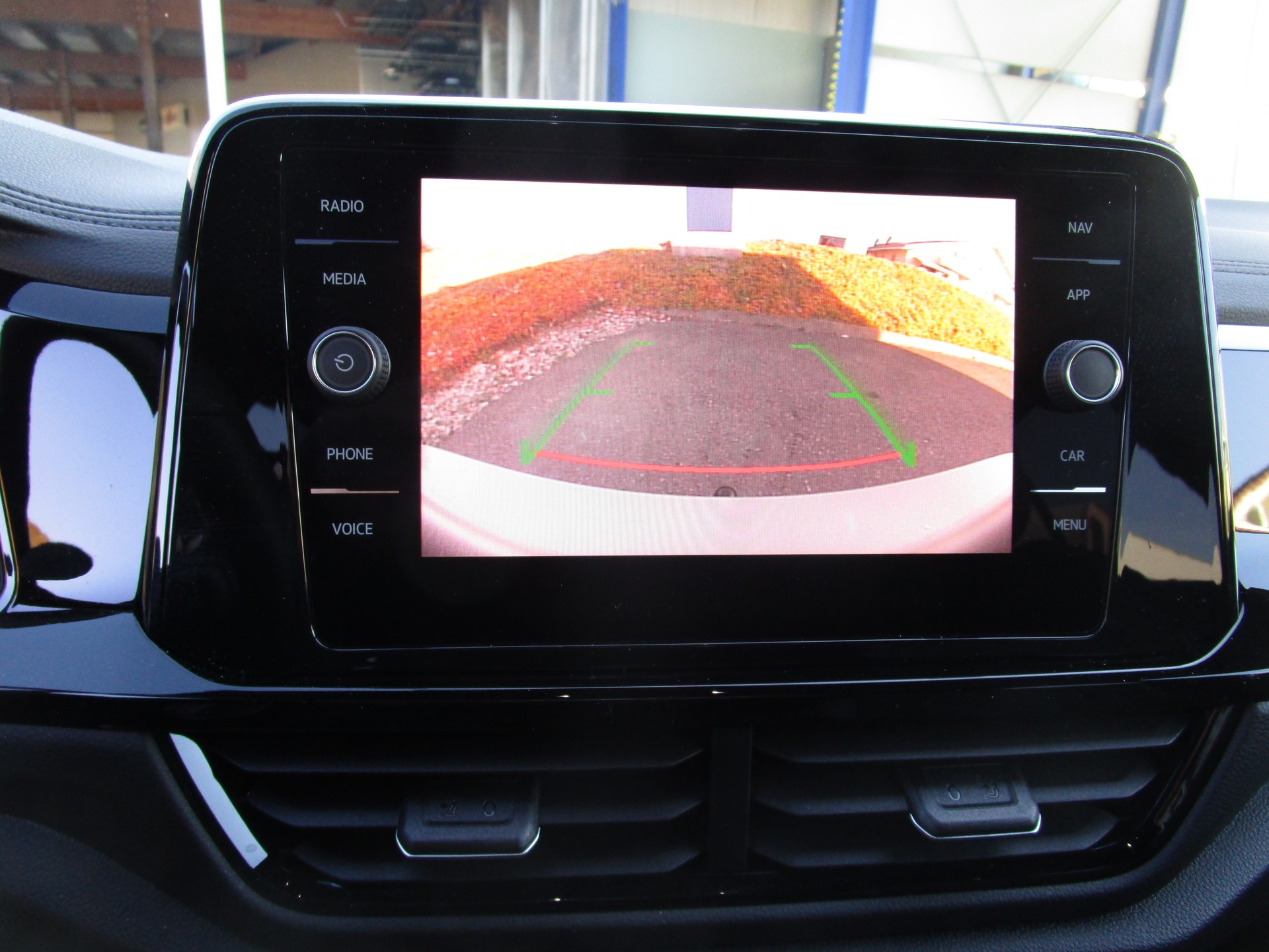 VW T-Roc 1.5 TSI EVO R-Line DSG - 13