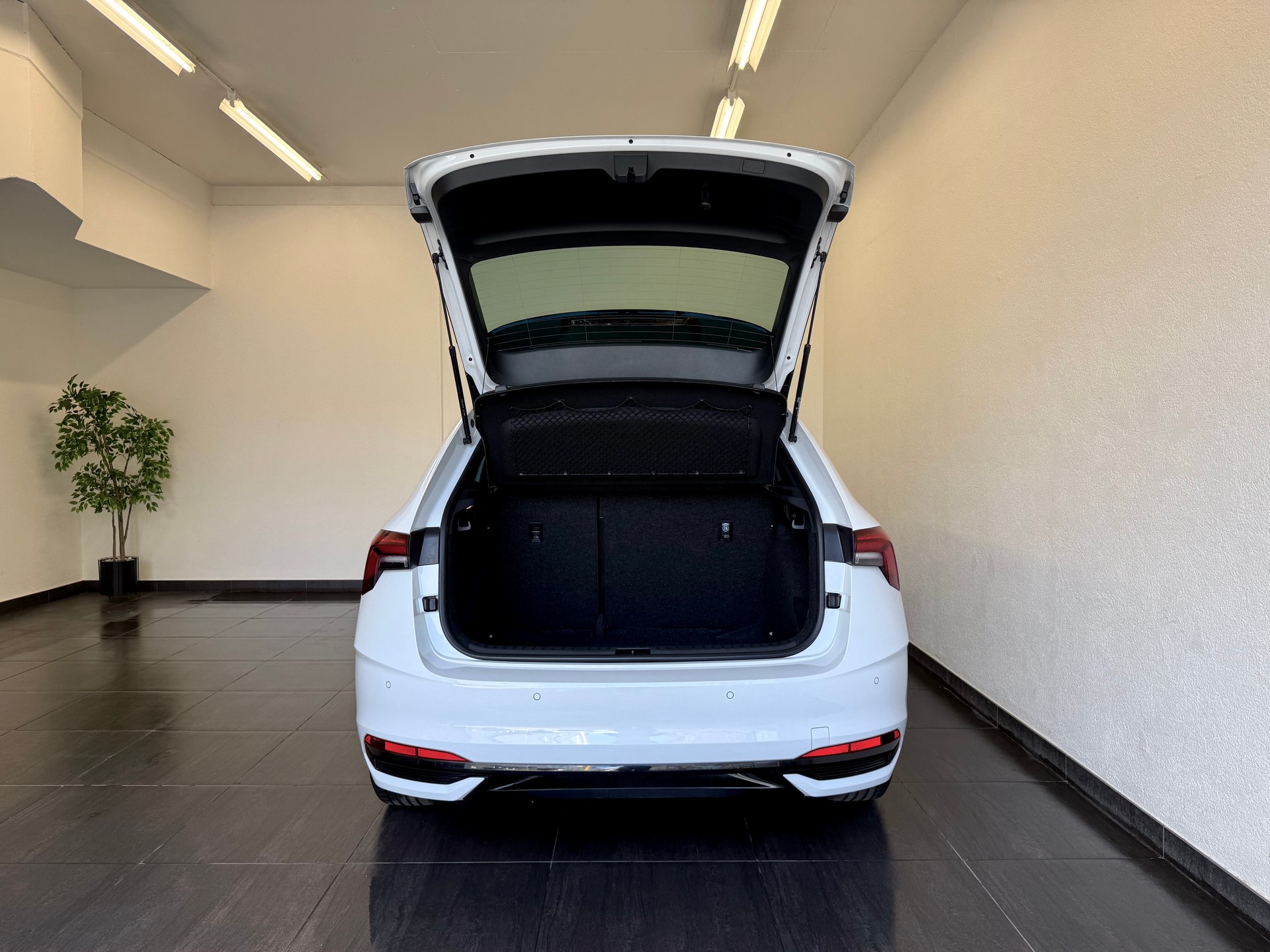 SKODA Scala 1.0 TSI Monte Carlo DSG - 13