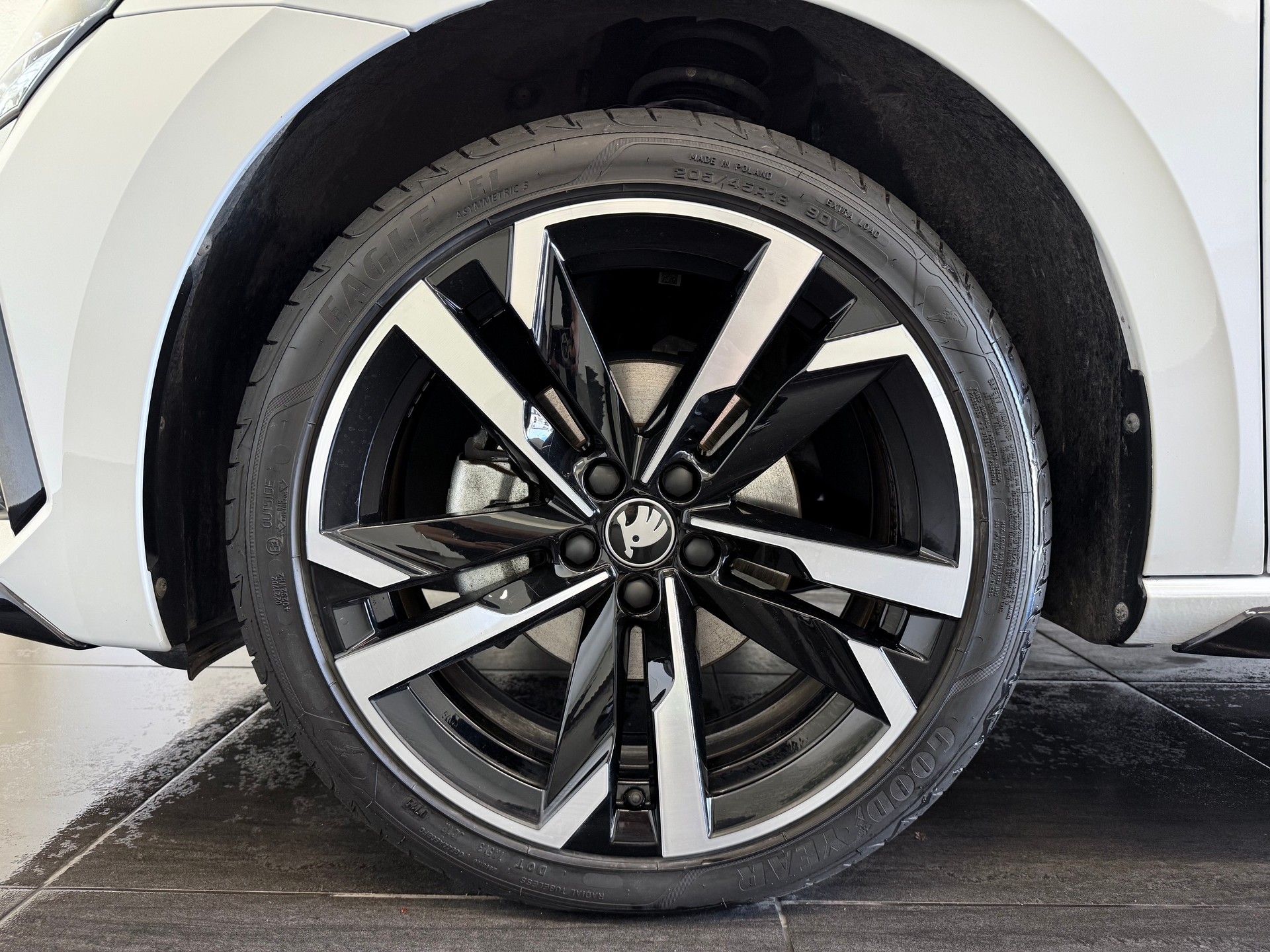 SKODA Scala 1.0 TSI Monte Carlo DSG - 7