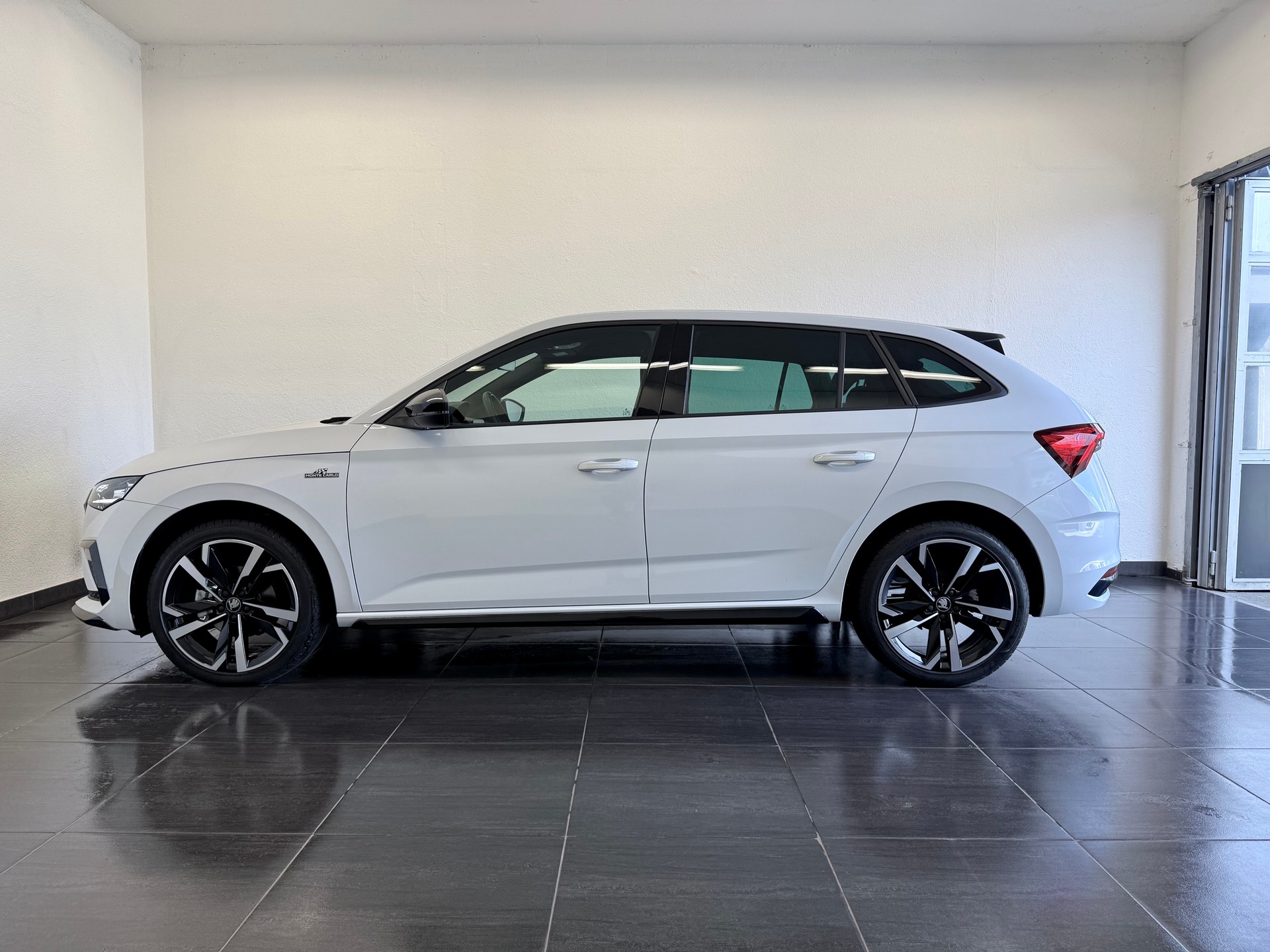 SKODA Scala 1.0 TSI Monte Carlo DSG - 8