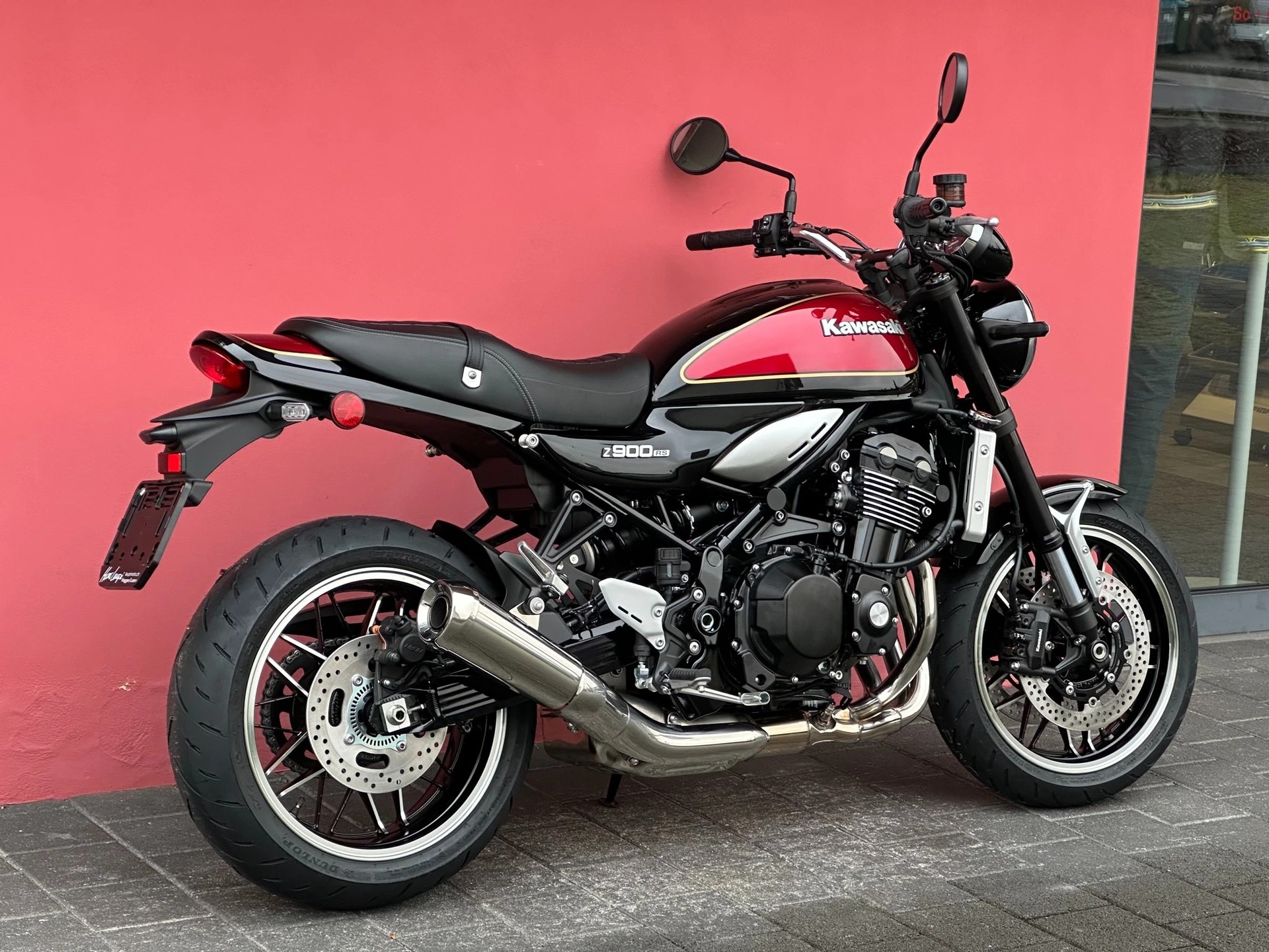 KAWASAKI Z 900 RS - 3