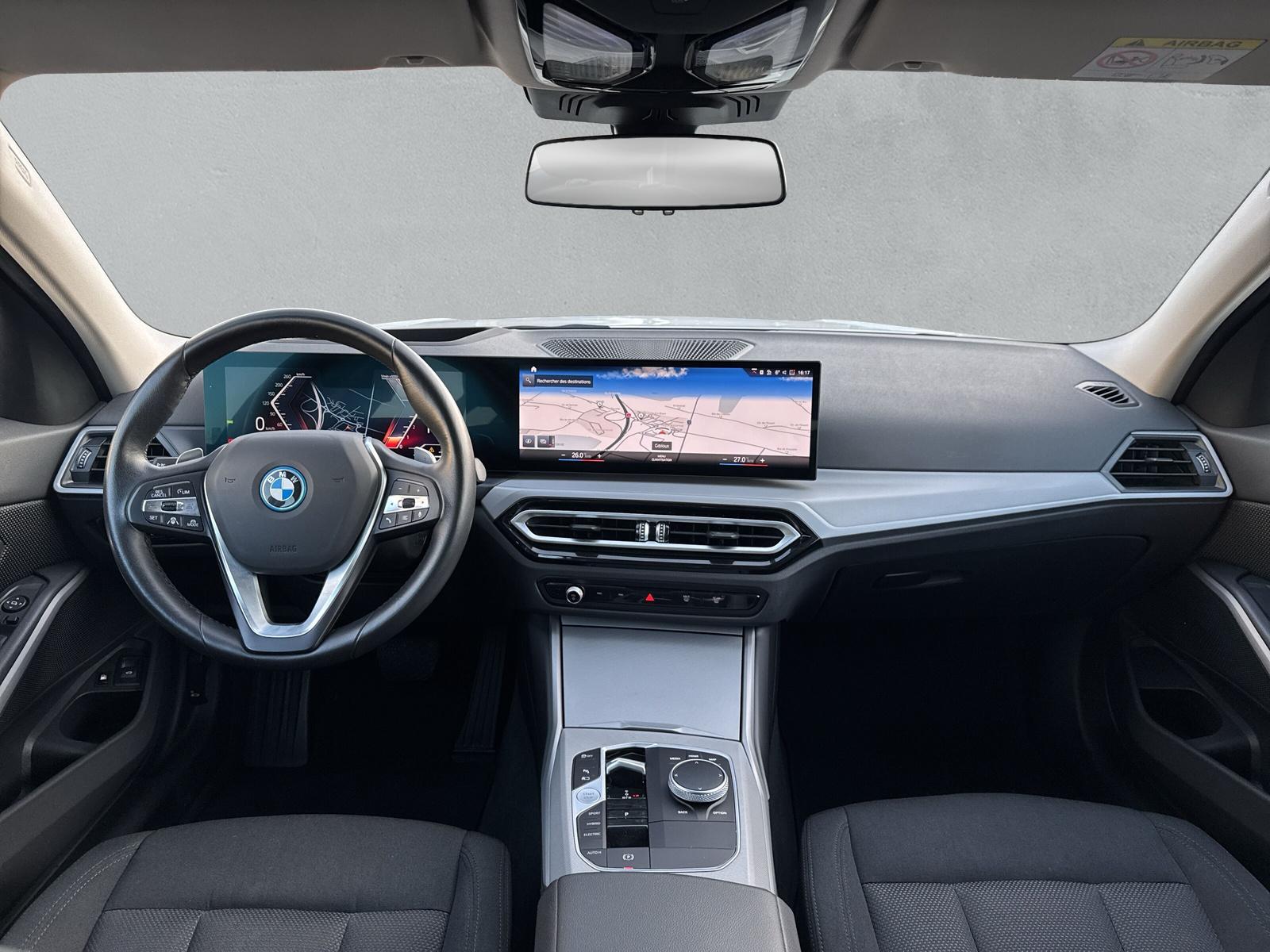 BMW 330e xDrive Touring G21 (CH) AHK - 14