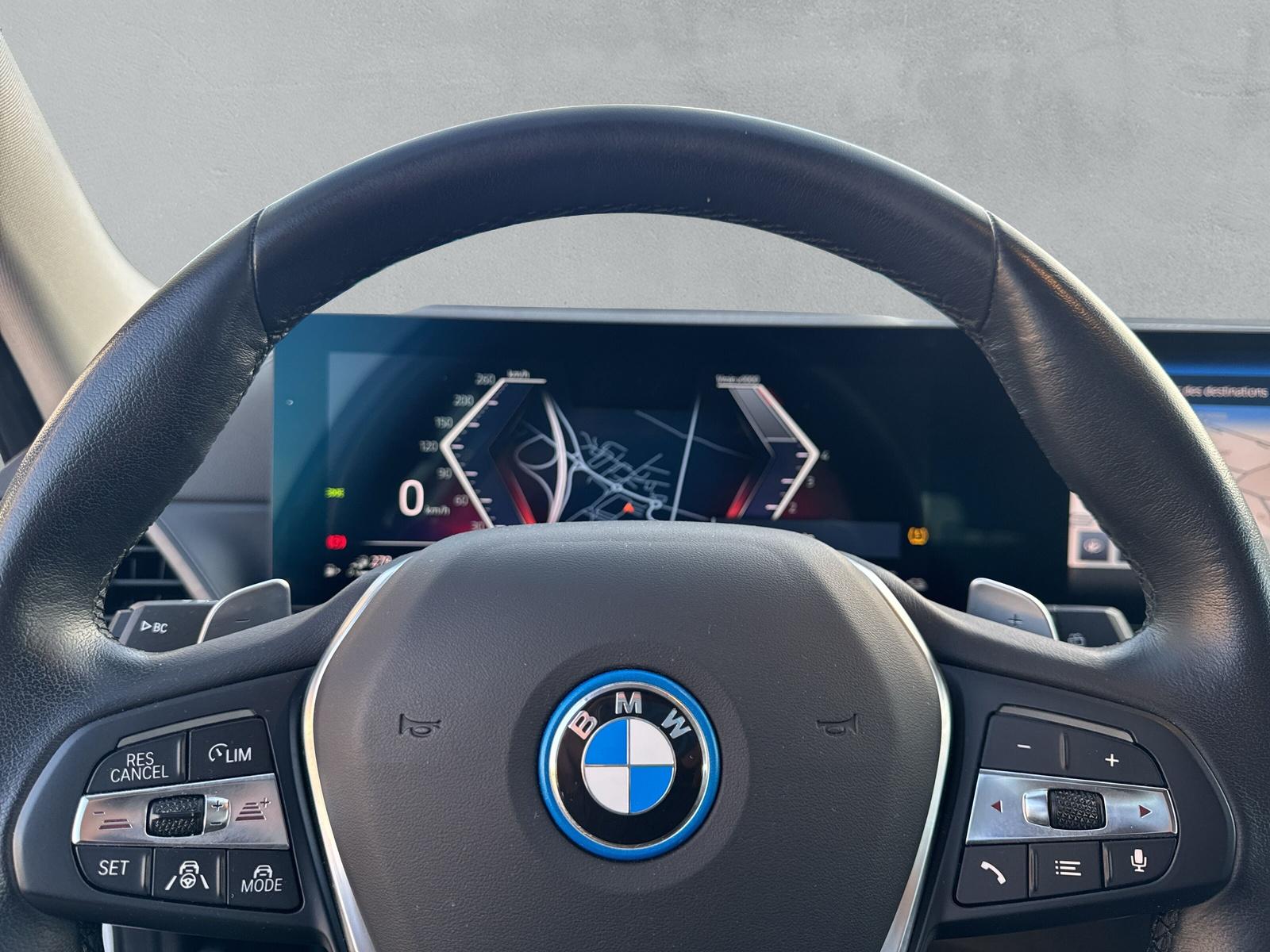 BMW 330e xDrive Touring G21 (CH) AHK - 19