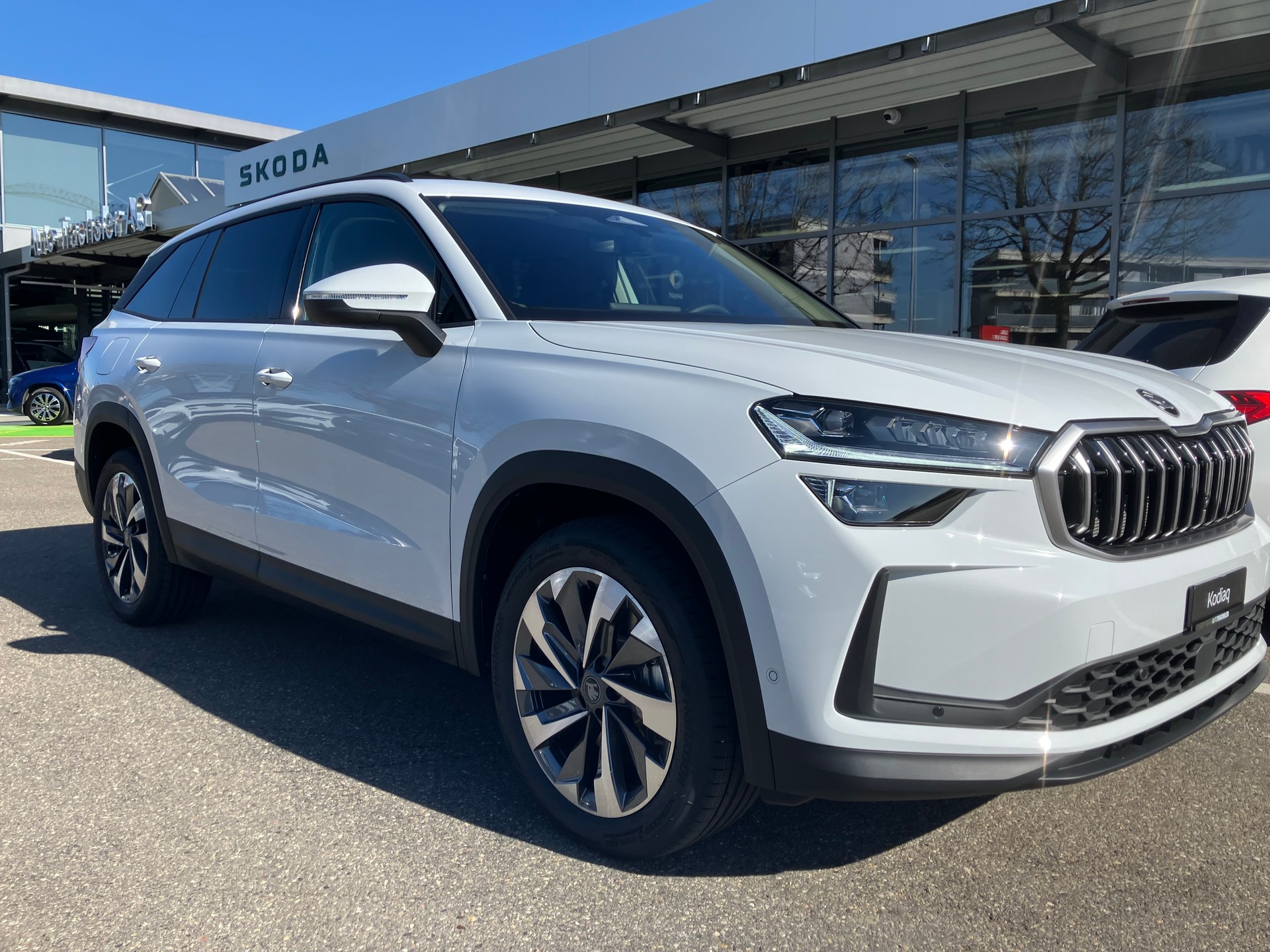 SKODA Kodiaq 2.0 TSI Dynamic 4x4 DSG - 2