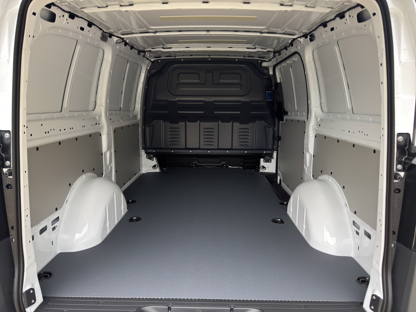 MERCEDES-BENZ E-Vito WORKER 90kWh Lang - 9