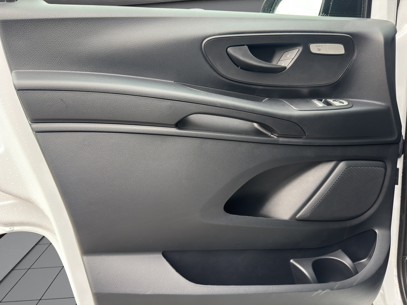 MERCEDES-BENZ E-Vito WORKER 90kWh Lang - 11