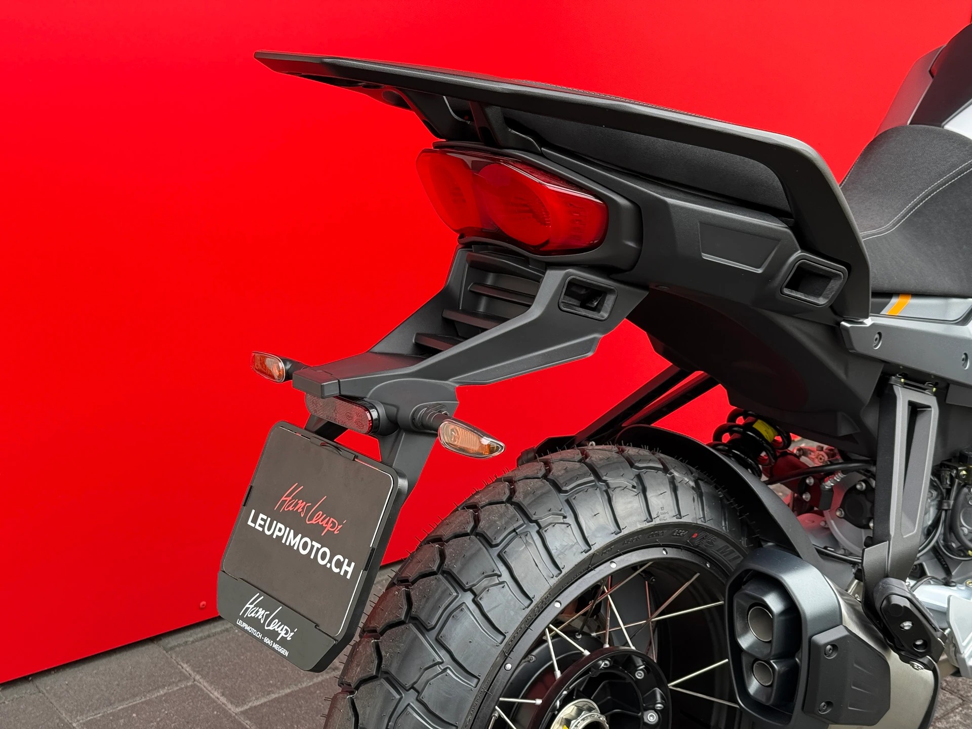 MOTO GUZZI Stelvio 1000 E5+ - 8