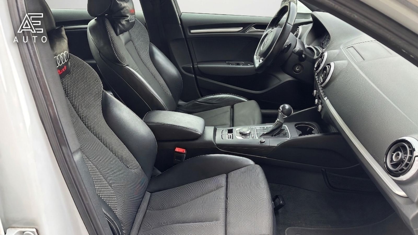 AUDI A3 Sportback 2.0 TDI Ambiente S-tronic - 10