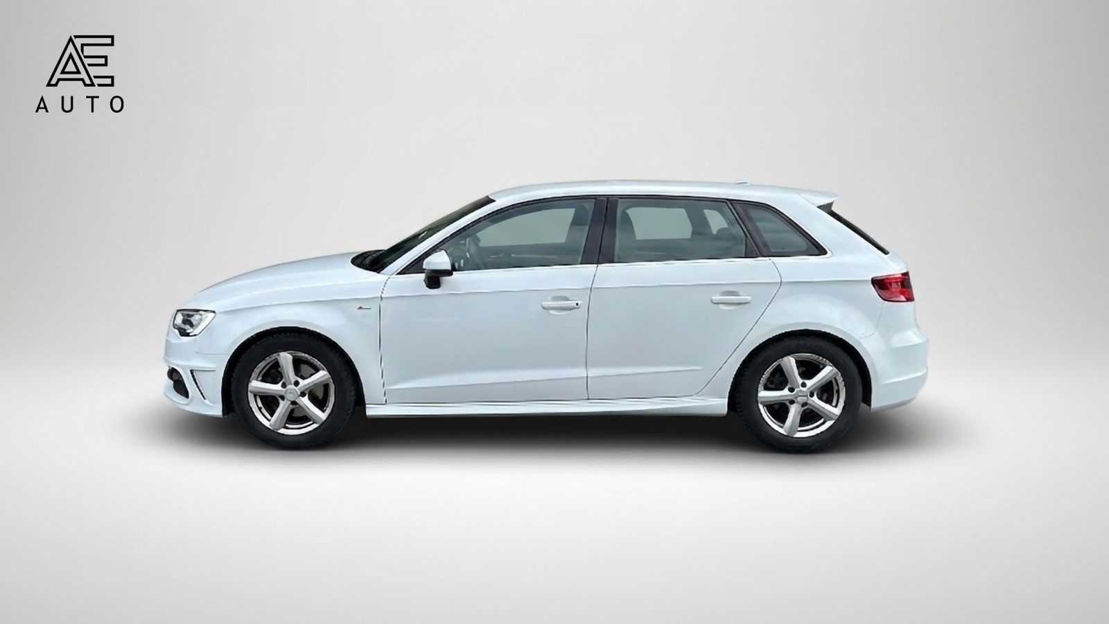 AUDI A3 Sportback 2.0 TDI Ambiente S-tronic - 8