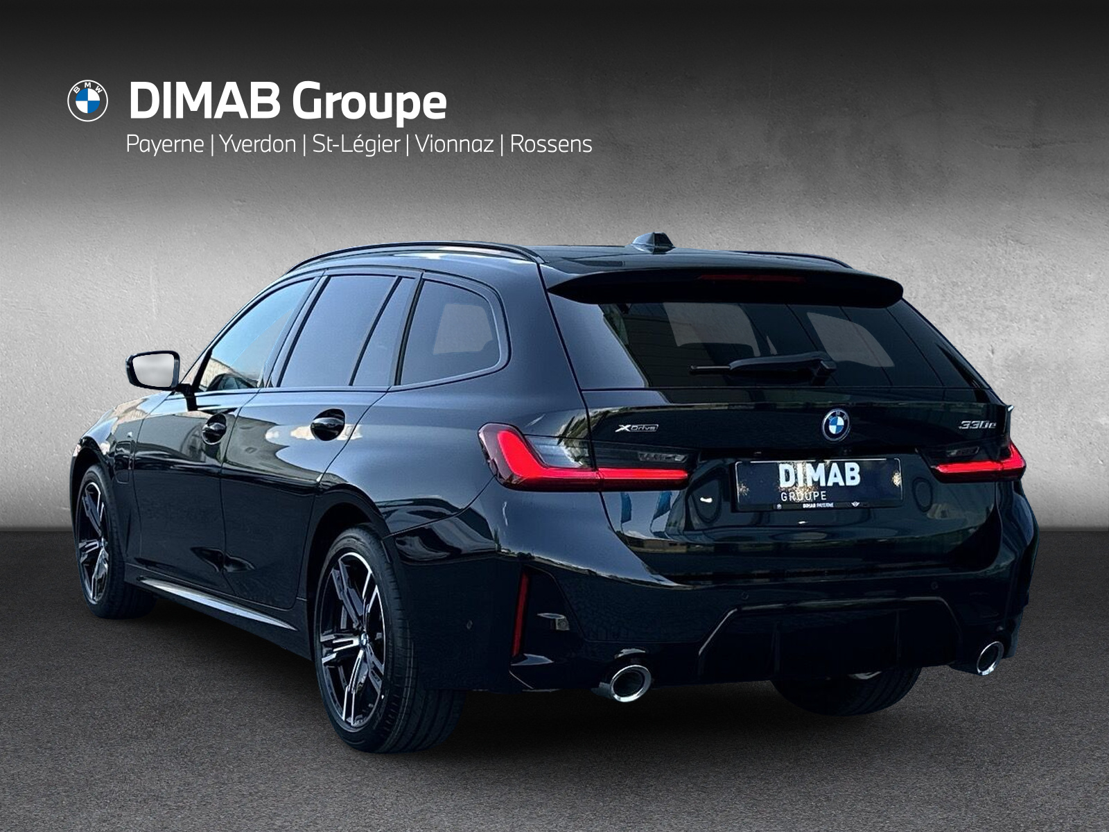 BMW 330e x DriveTouring Steptronic M Sport **Action de leasing à 0.9%** - 3