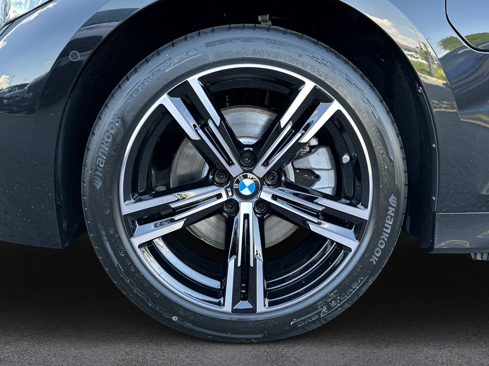 BMW 330e x DriveTouring Steptronic M Sport **Action de leasing à 0.9%** - 9