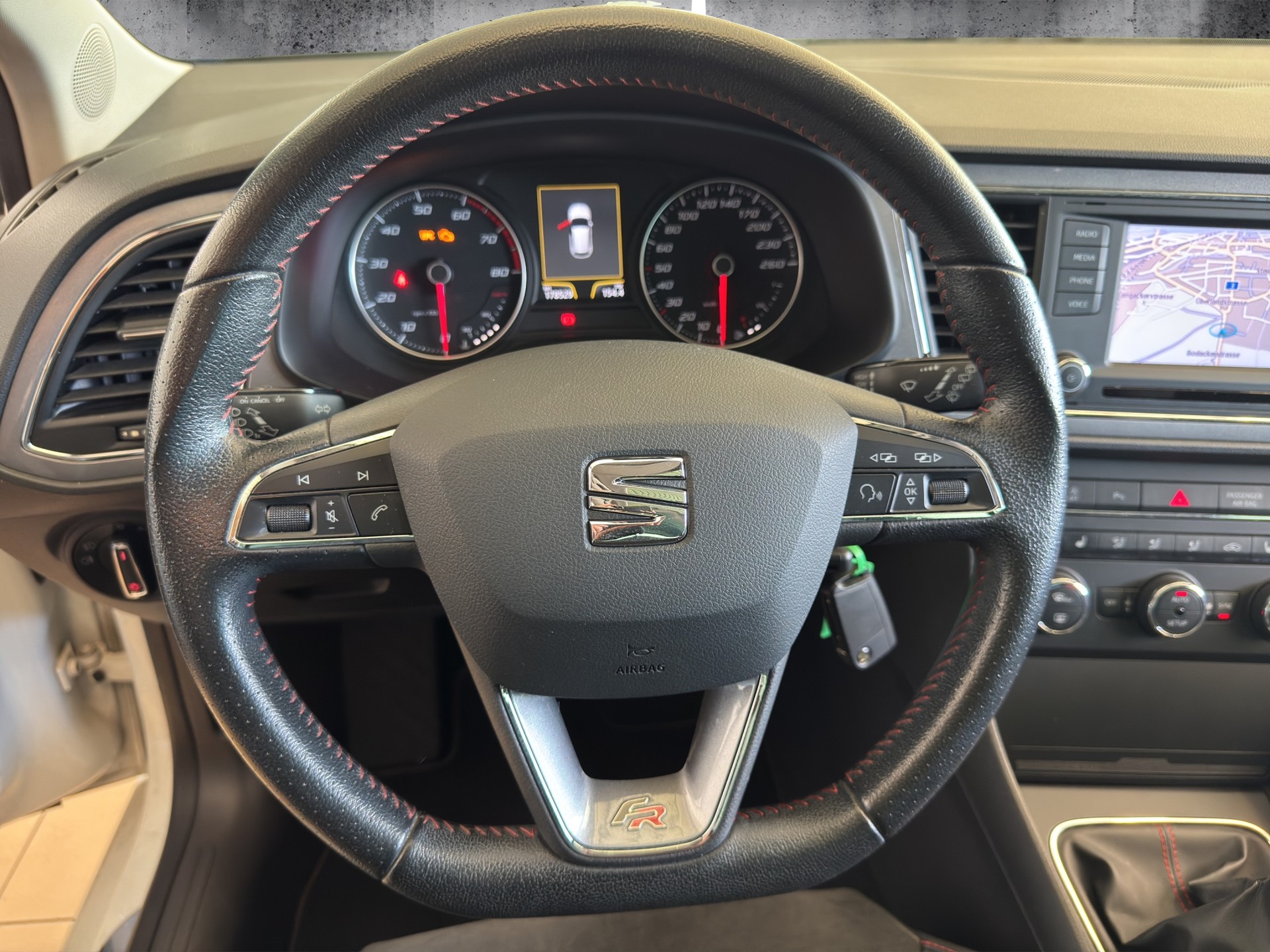 SEAT Leon 1.8 TSI FR - 9