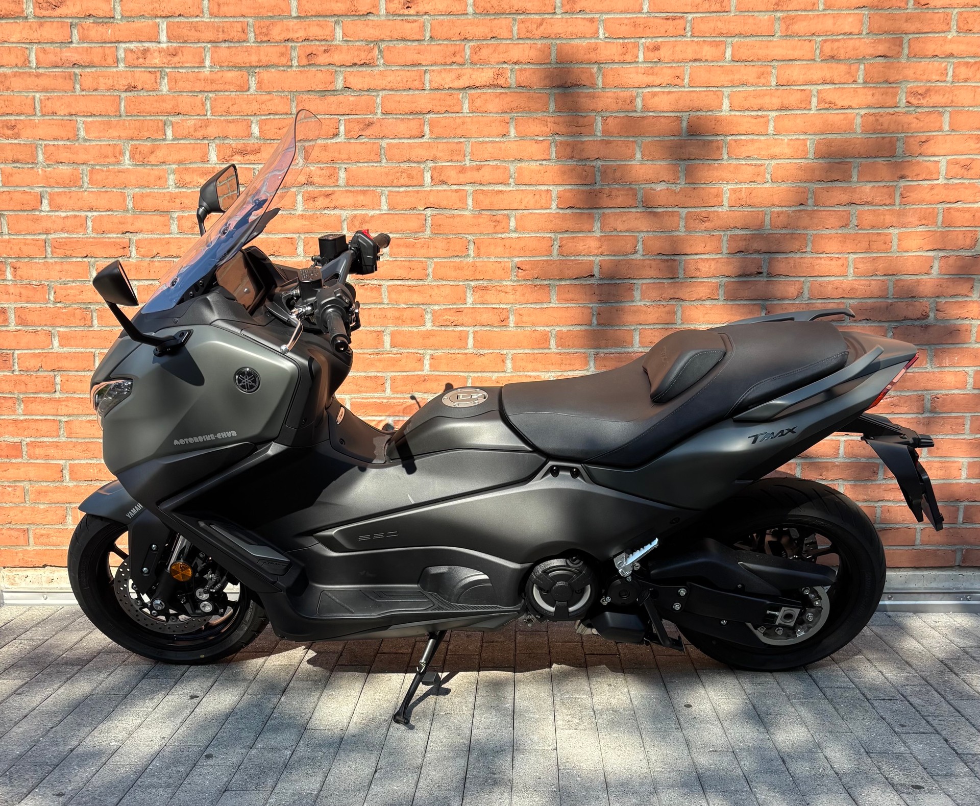 YAMAHA T-Max 560 - 5