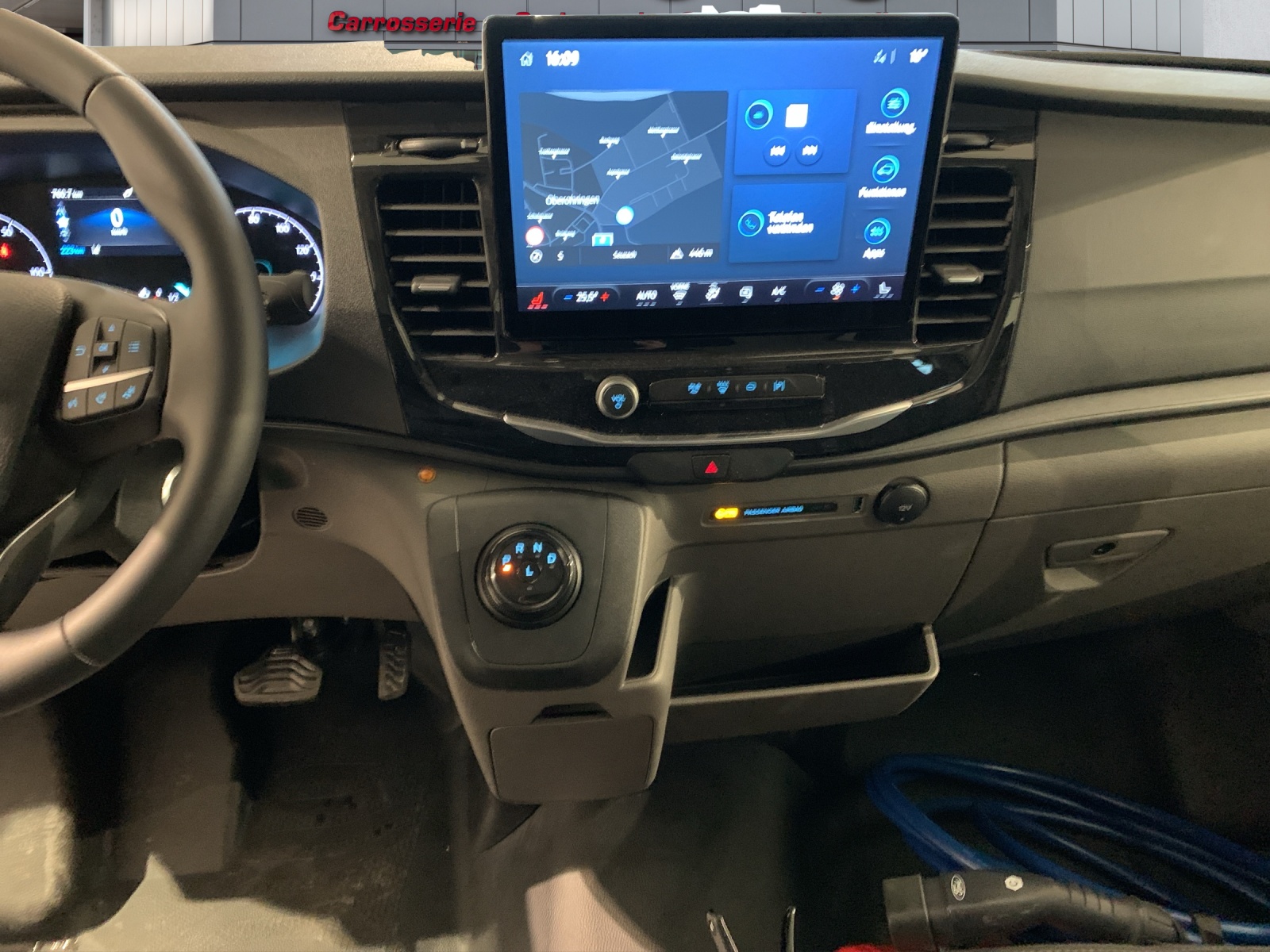 FORD Transit Personentransport - 13