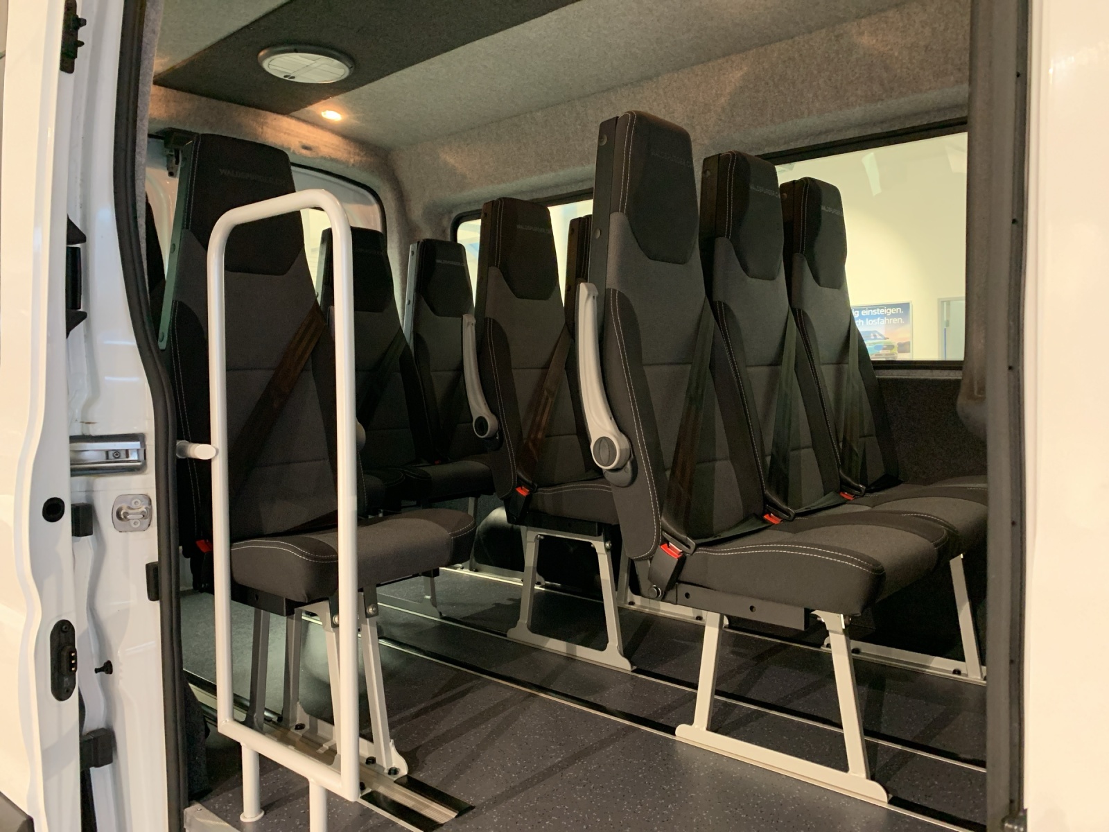 FORD Transit Personentransport - 8