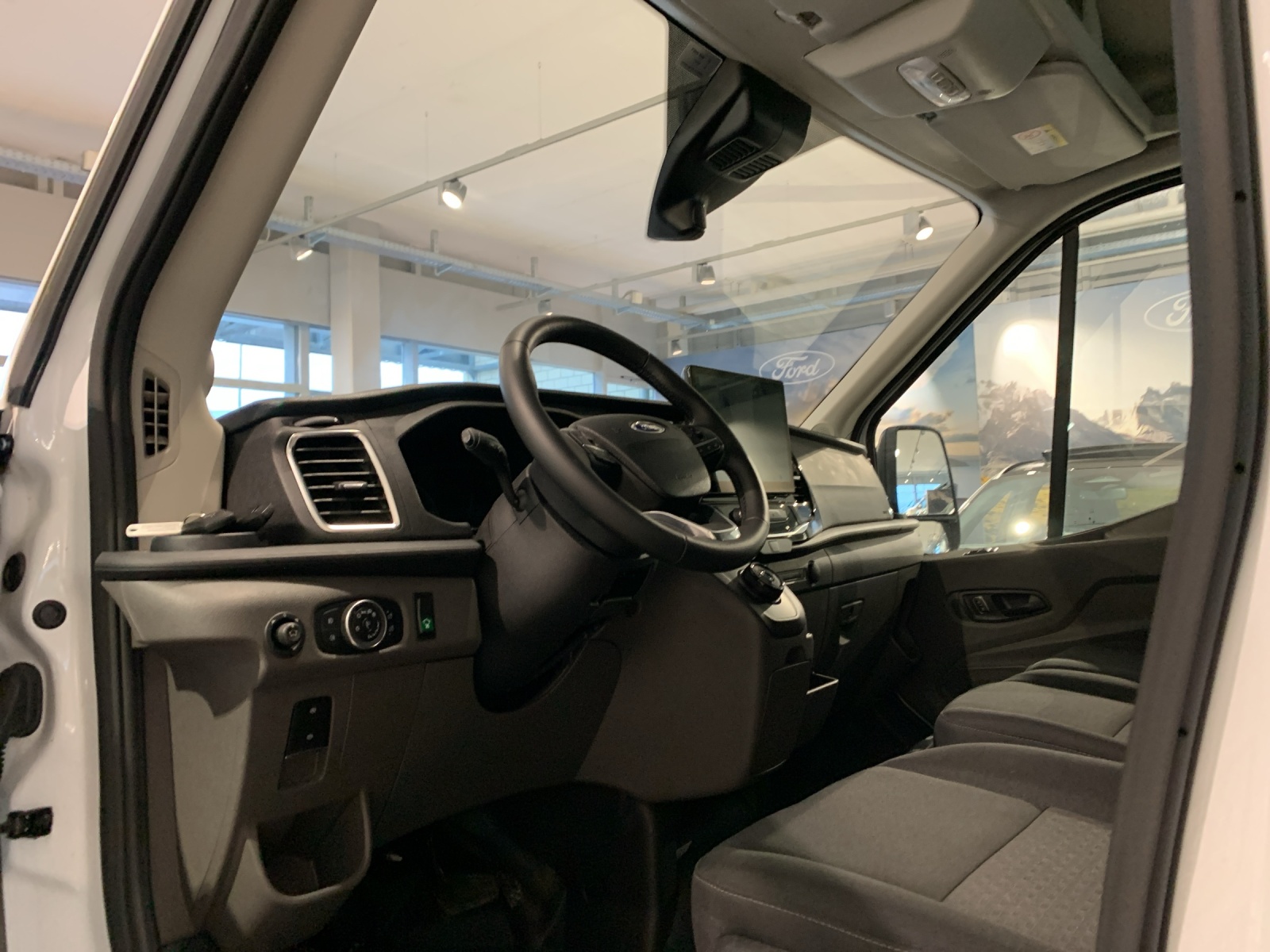 FORD Transit Personentransport - 10