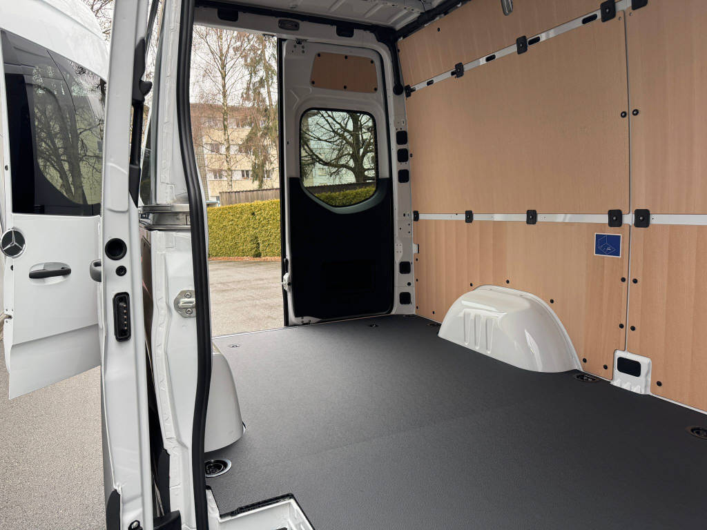 MERCEDES-BENZ eSprinter 320 Kasten Pro 3665 S - 6