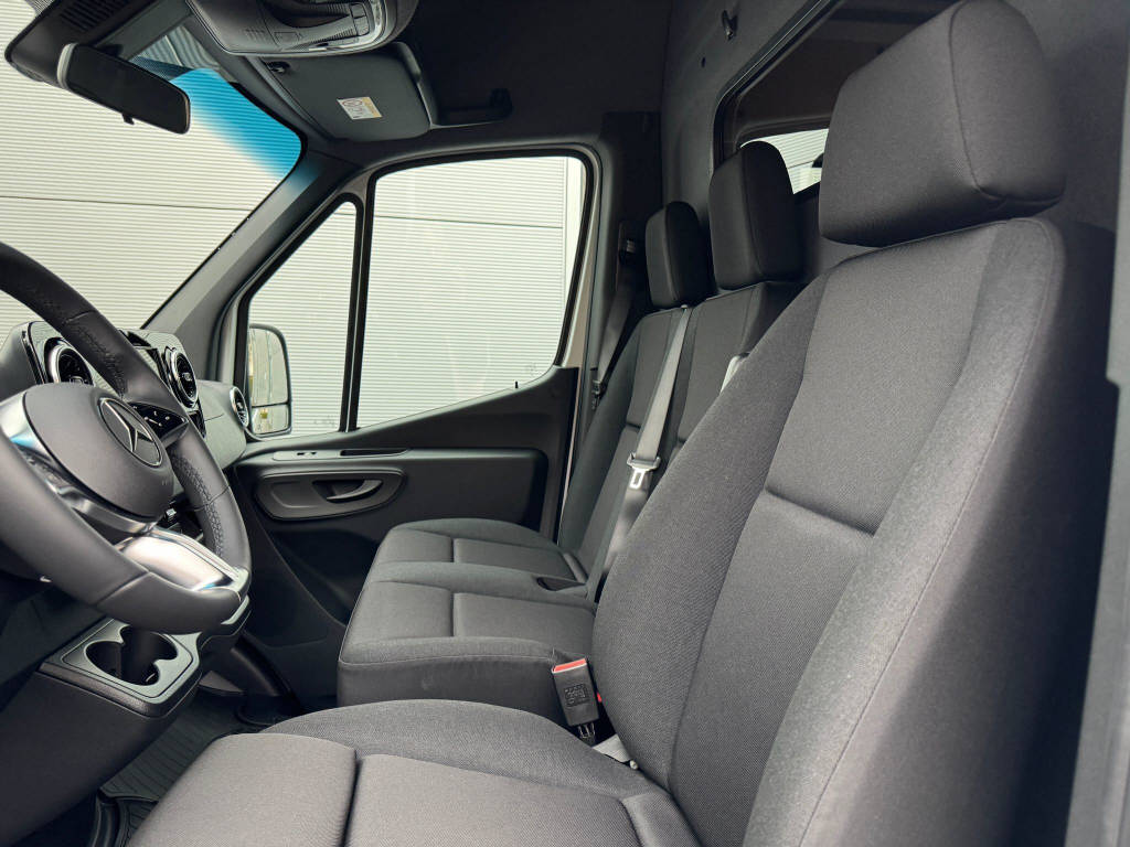 MERCEDES-BENZ eSprinter 320 Kasten Pro 3665 S - 9