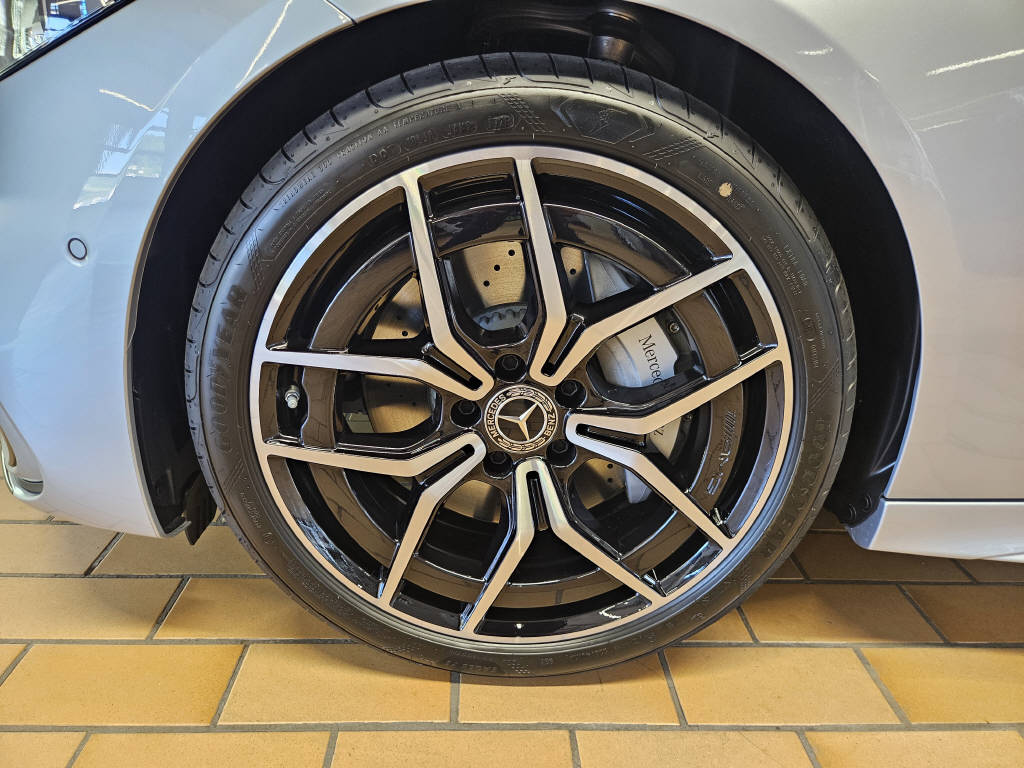 MERCEDES-BENZ C 220 d 4Matic AMG Line Kombi Swiss Star - 16