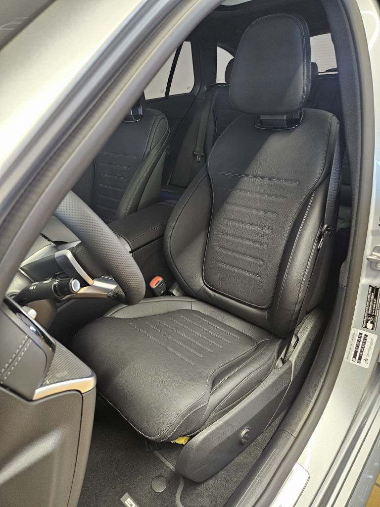 MERCEDES-BENZ C 220 d 4Matic AMG Line Kombi Swiss Star - 6
