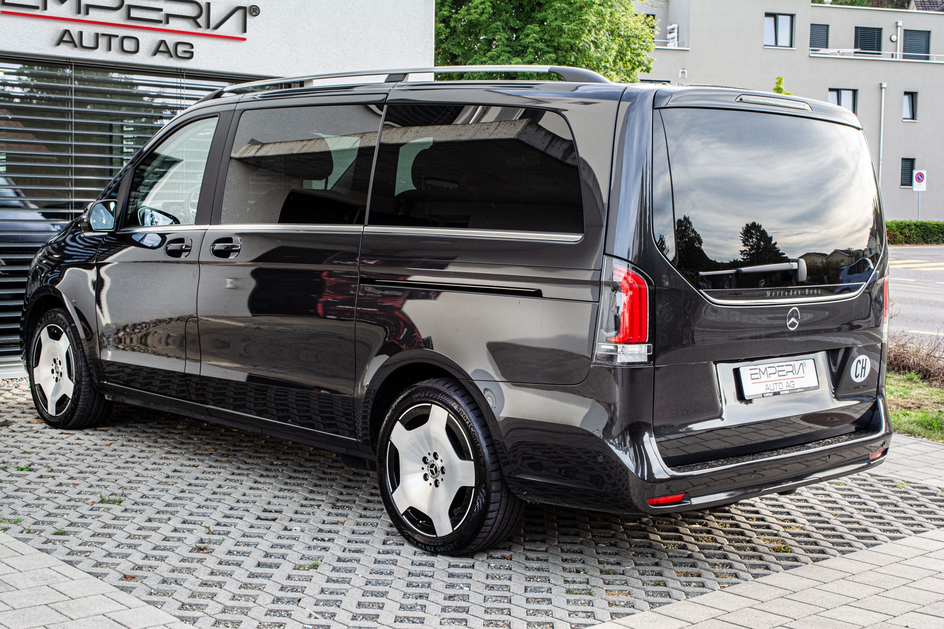 MERCEDES-BENZ V 300 d lang Avantgarde 4Matic 9G-Tronic - 11